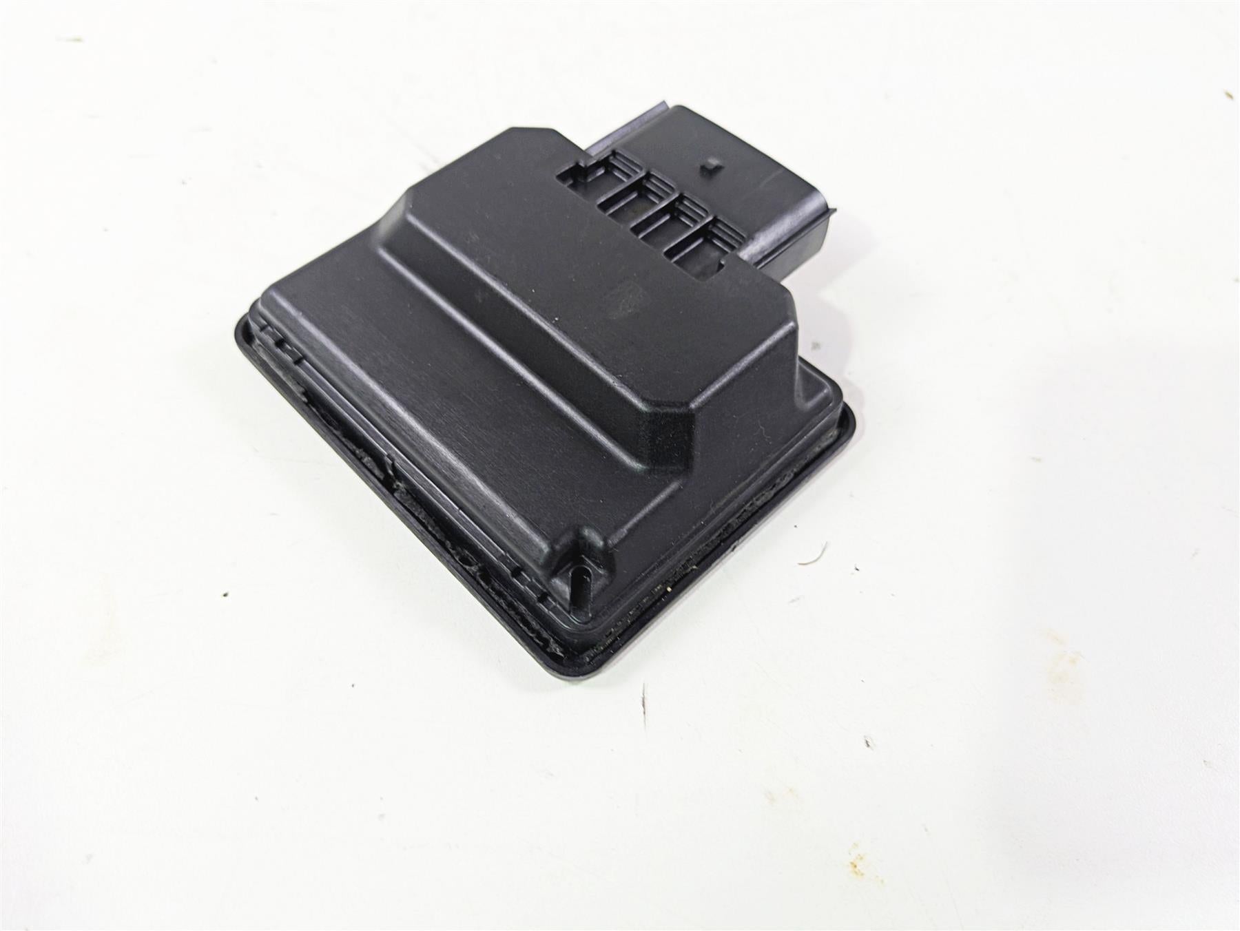 2014 Harley FLS Softail Slim Abs Brake Pump Control Module Box 40662-11A {{ shop.shopifyCountryName }} - Mototech271
