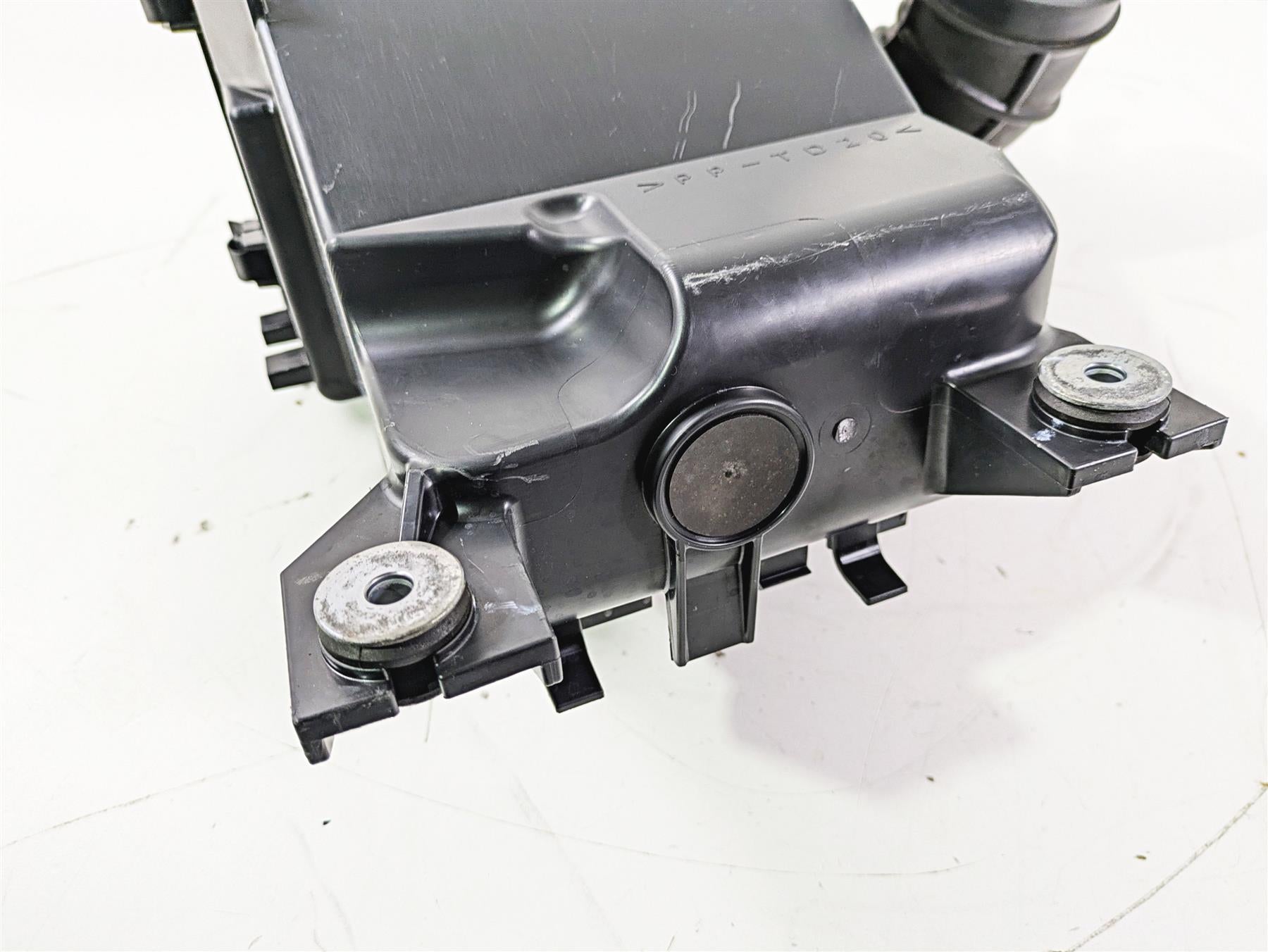 2020 Yamaha Waverunner VX1050 Deluxe Air Filter Box Cleaner Set 6EY-14410-01-00 {{ shop.shopifyCountryName }} - Mototech271