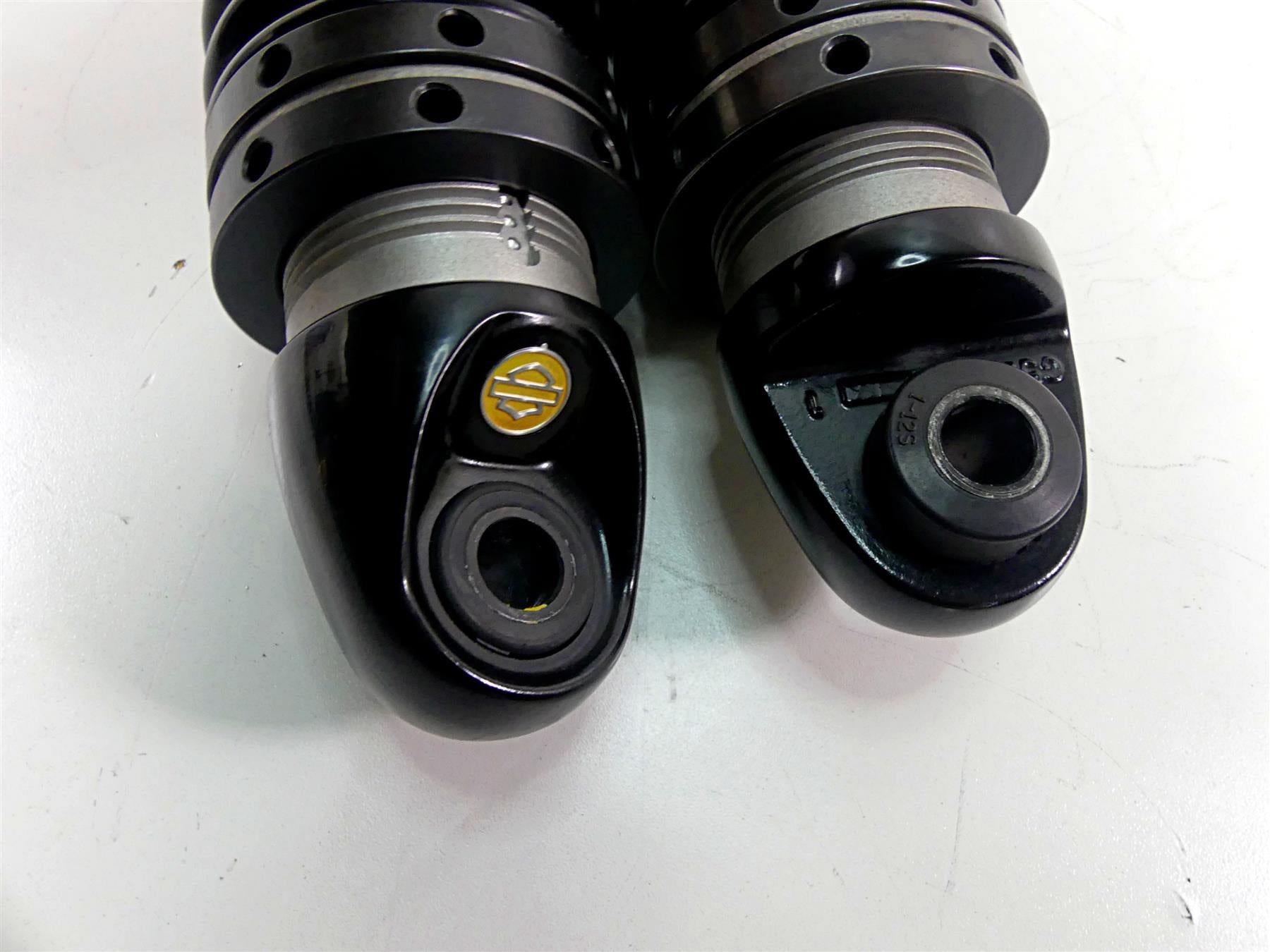 2017 Harley XL1200 CX Sportster Roadster Rear Suspension Shocks 13.5" 54000103 {{ shop.shopifyCountryName }} - Mototech271