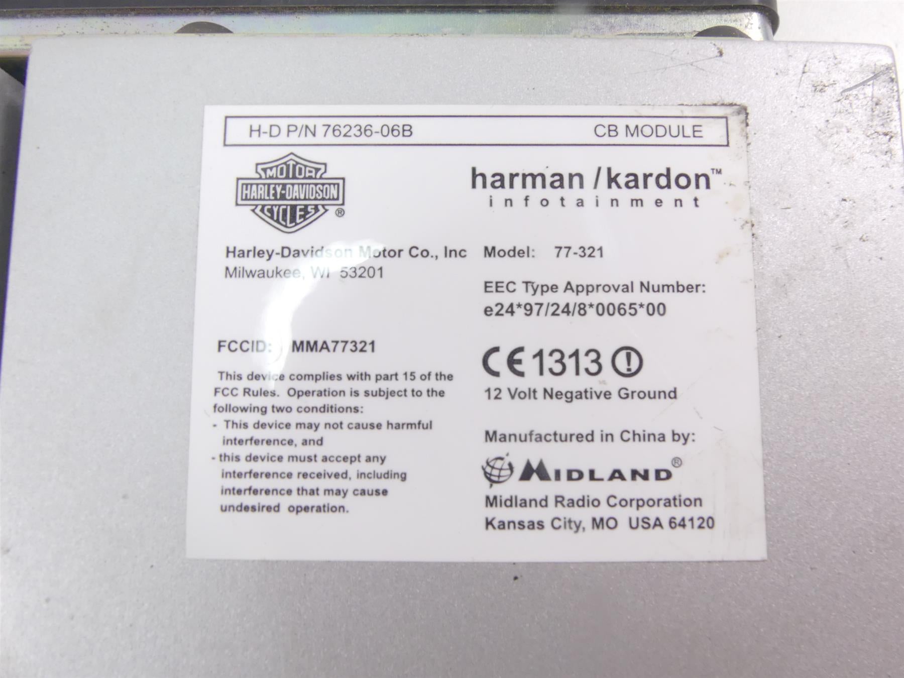2007 Harley Touring FLHTCU SE CVO Electra Glide Radio CB XM Module Set 76160-06 {{ shop.shopifyCountryName }} - Mototech271