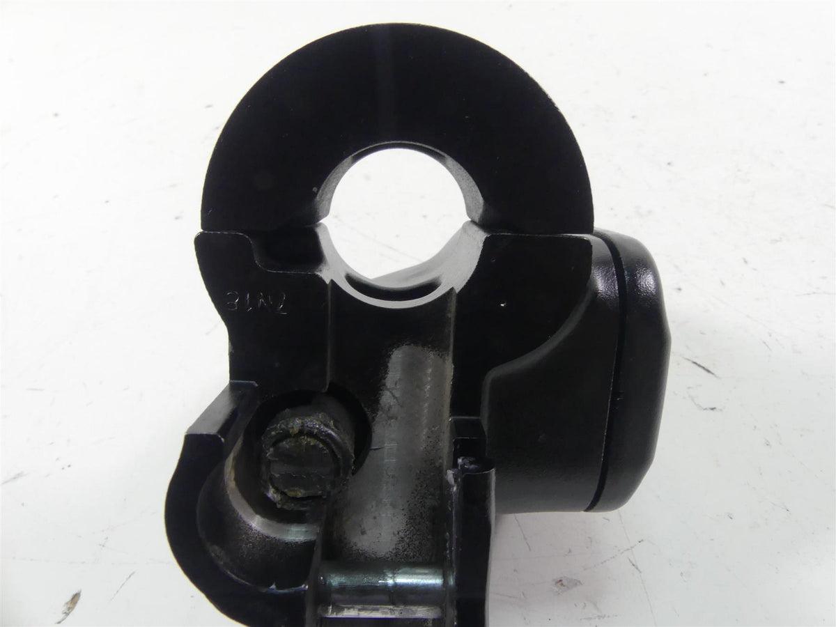 2018 Harley Softail FXBB Street Bob Front Brake Master Cylinder 1/2" 41700233 {{ shop.shopifyCountryName }} - Mototech271