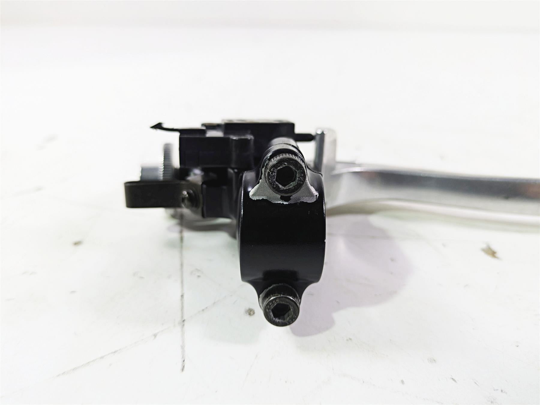 2005 Kawasaki ZX12R Ninja Clutch Perch & Lever 46076-0015 {{ shop.shopifyCountryName }} - Mototech271