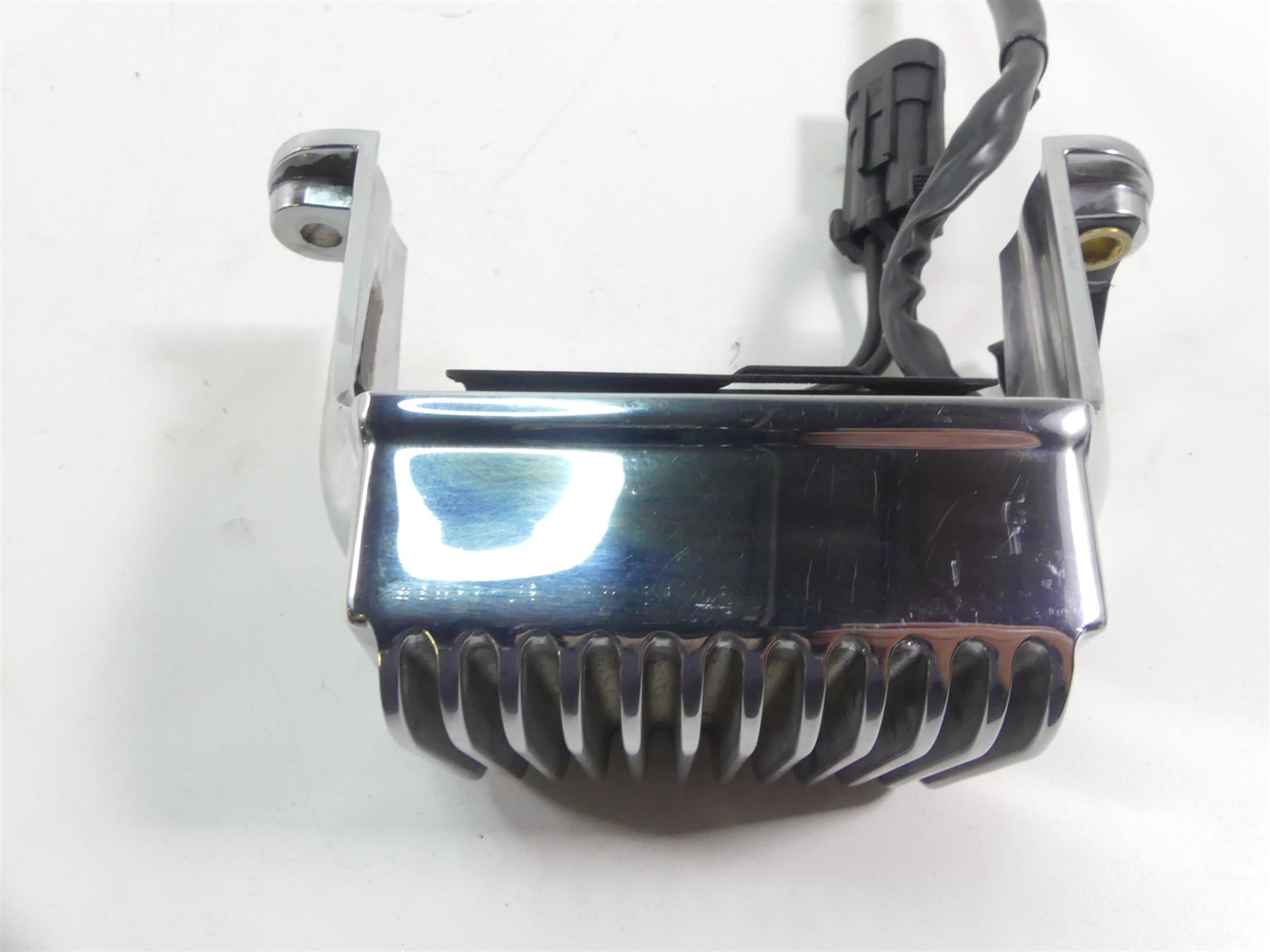2004 Harley FLHTC SE CVO Electra Glide Rectifier Voltage Regulator 74622-04 {{ shop.shopifyCountryName }} - Mototech271