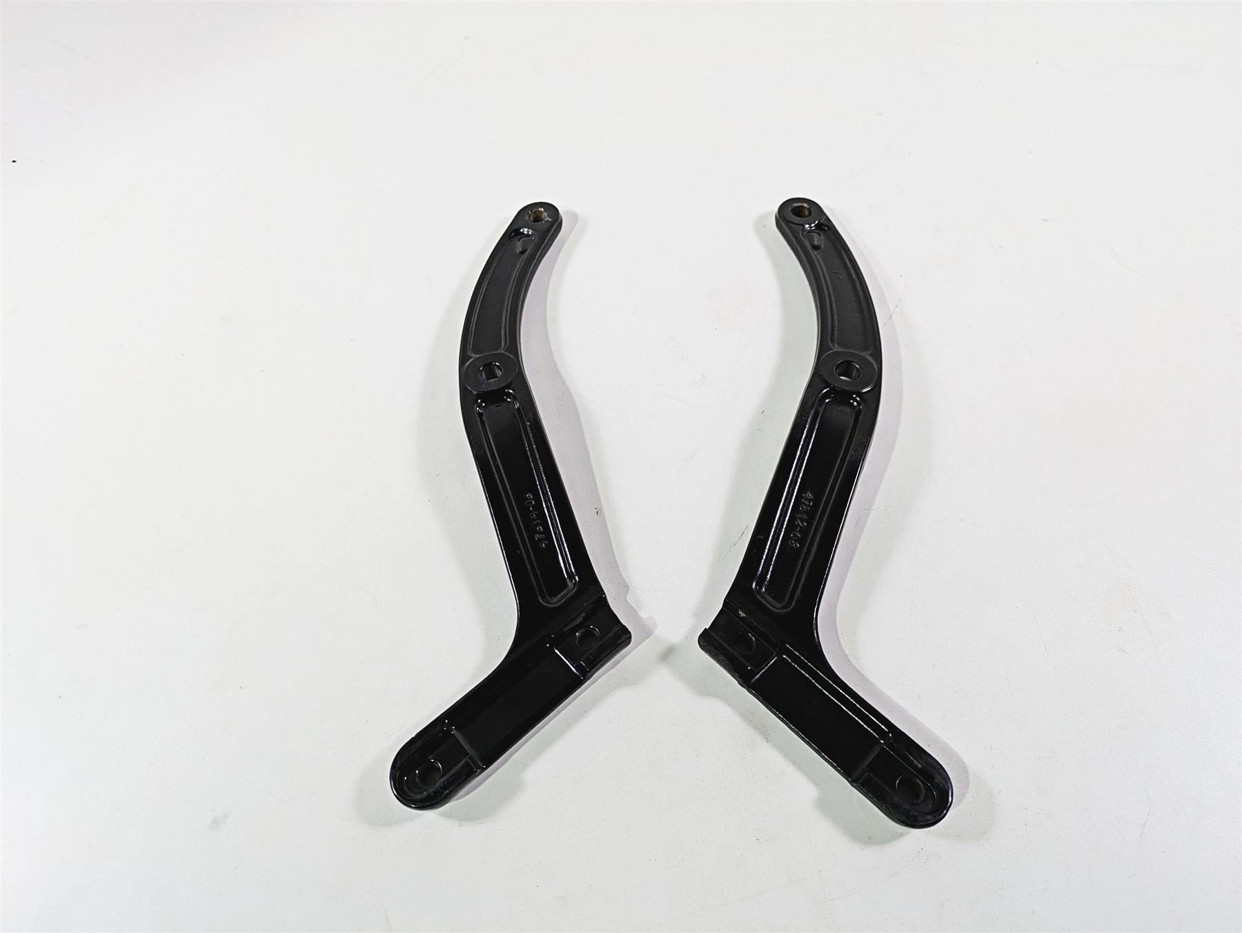 2009 Harley FLSTSB Cross Bones Rear Frame Fender Supports Struts 47813-08BHP {{ shop.shopifyCountryName }} - Mototech271