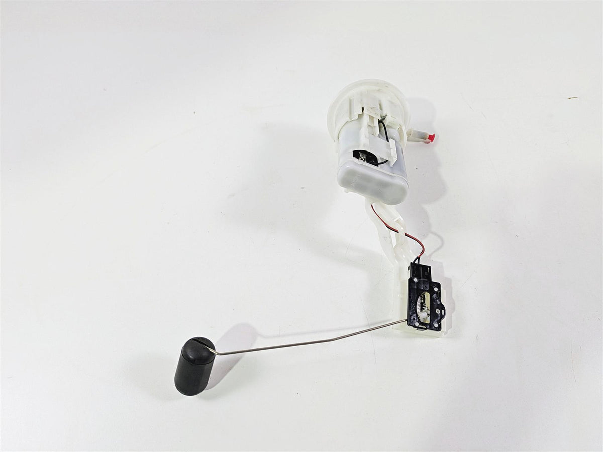 2023 Suzuki GSX1300 RR Hayabusa Fuel Gas Petrol Pump - Tested 15100-17K00 {{ shop.shopifyCountryName }} - Mototech271