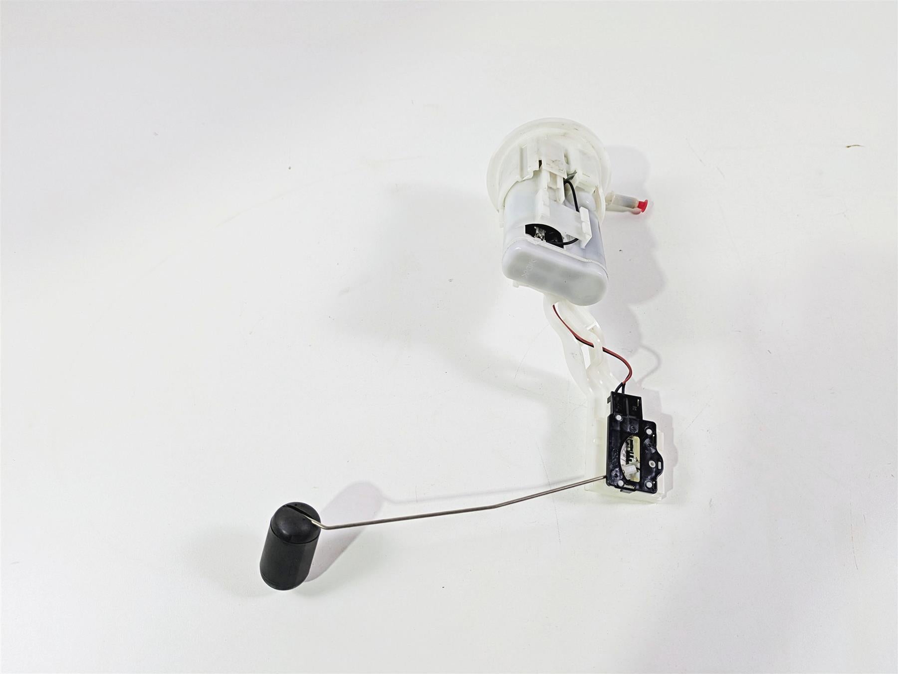 2023 Suzuki GSX1300 RR Hayabusa Fuel Gas Petrol Pump - Tested 15100-17K00 {{ shop.shopifyCountryName }} - Mototech271