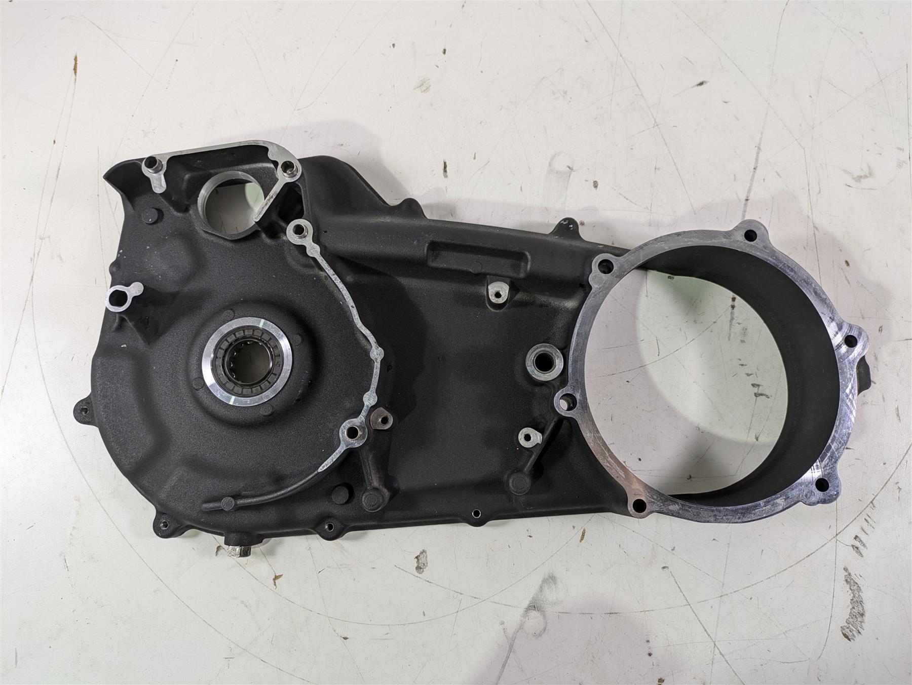 2015 Harley FXDL Dyna Low Rider Inner Primary Drive Clutch Cover -Mid 60661-06C {{ shop.shopifyCountryName }} - Mototech271