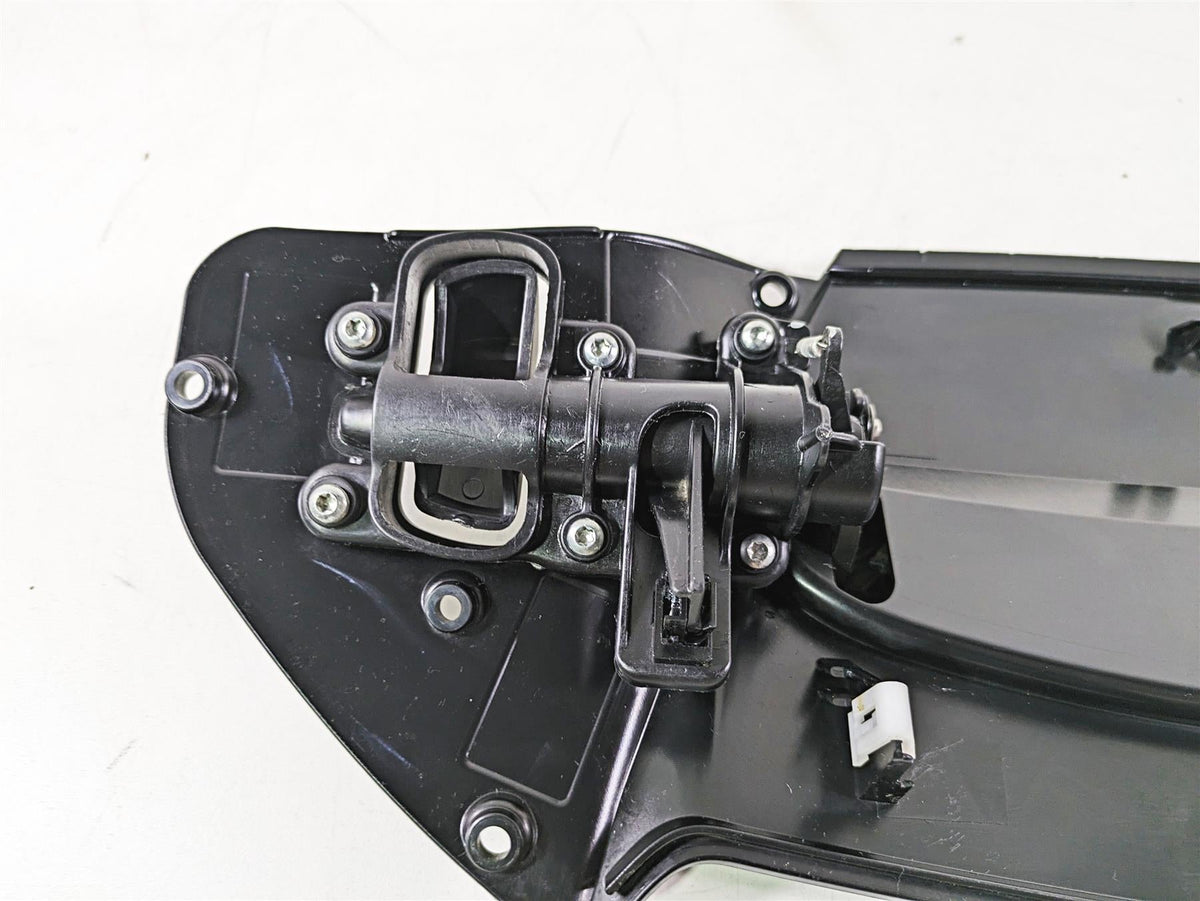 2017 Harley Touring FLTRXS Road Glide Center Upper Air Vent & Cover 29200044 {{ shop.shopifyCountryName }} - Mototech271