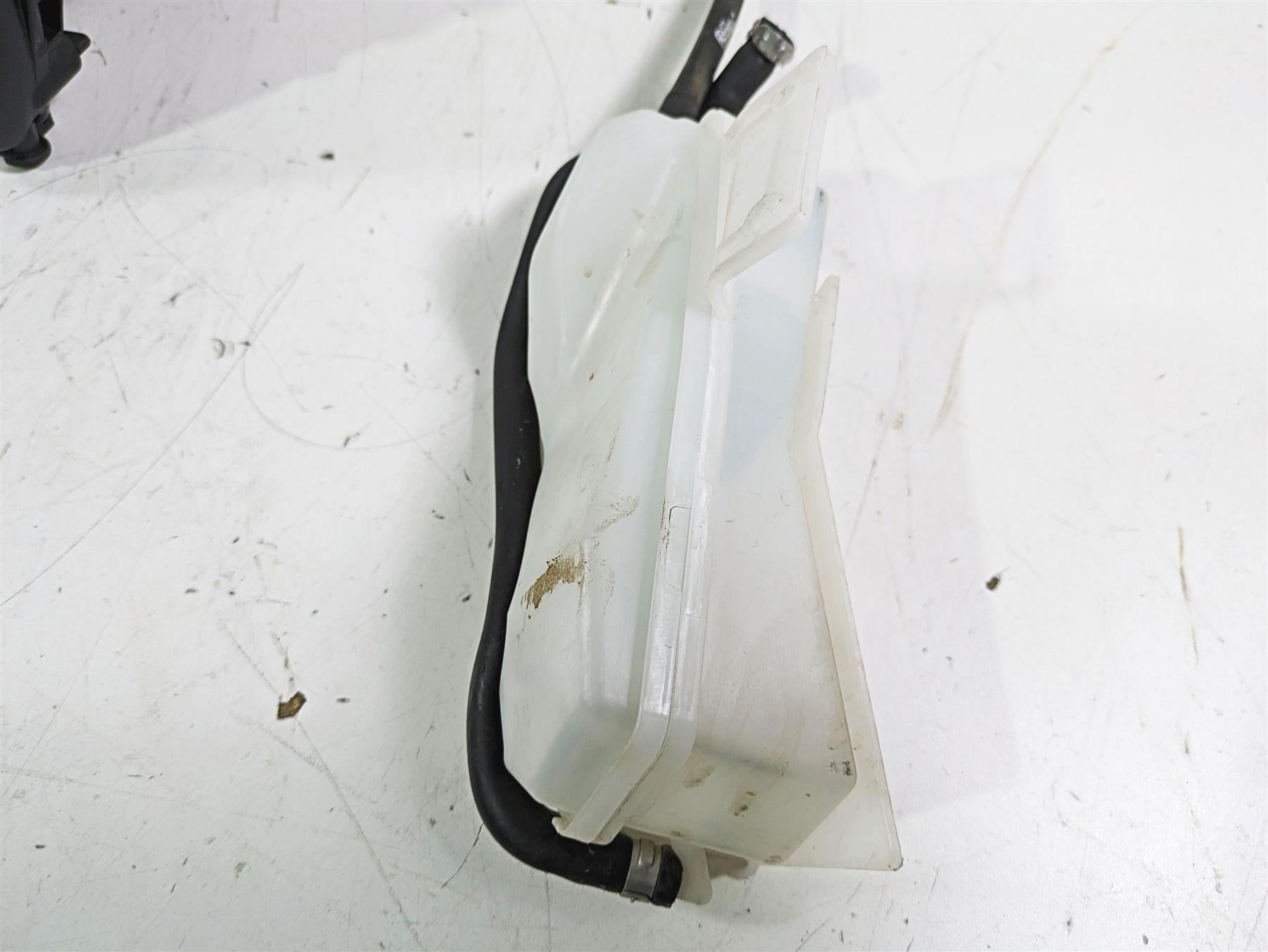 2017 BMW S1000R K47 Radiator Fan Hoses Reservoir - No Leaks 17118551544 {{ shop.shopifyCountryName }} - Mototech271