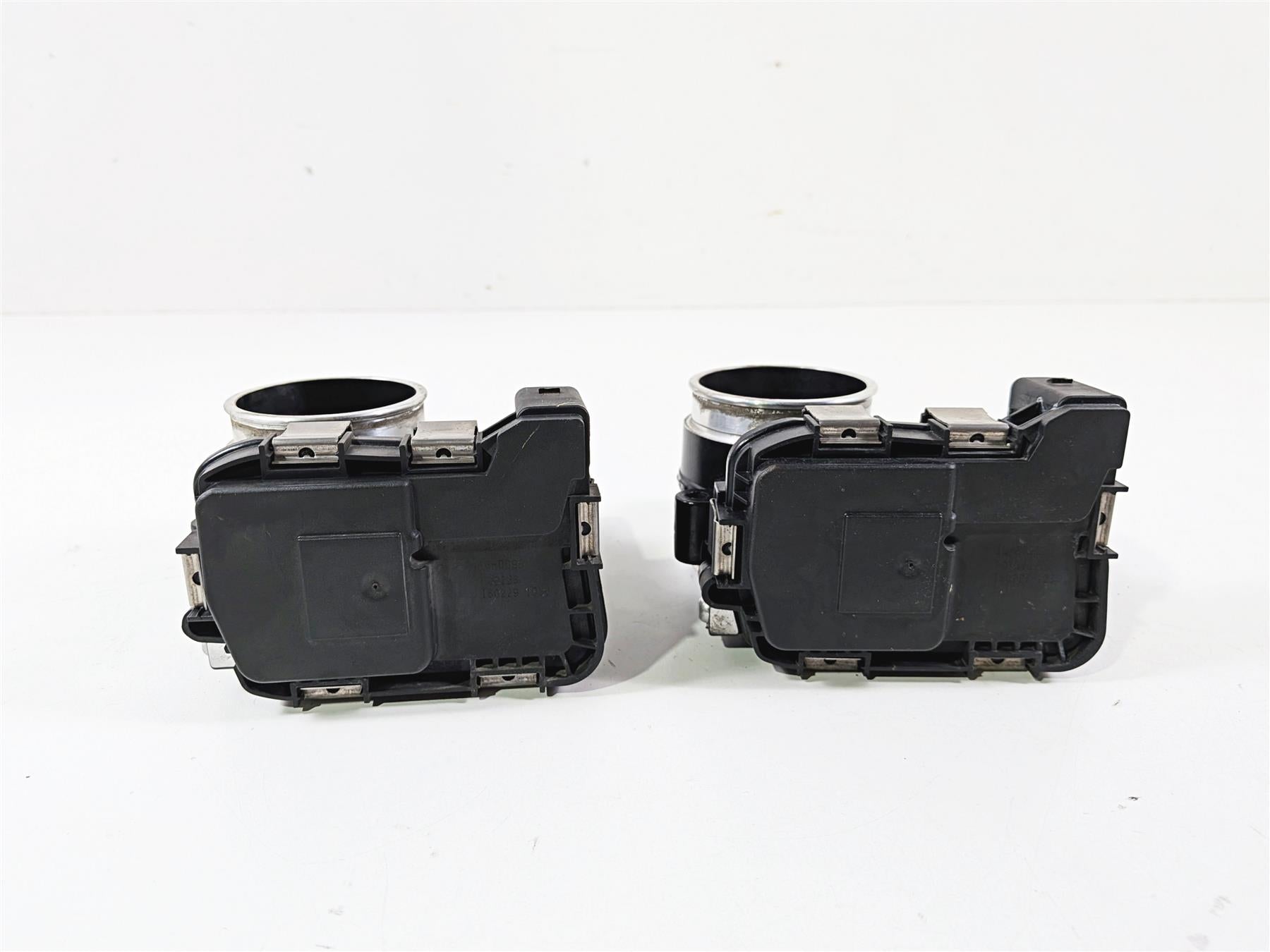 2016 BMW R1200 GS K50 Throttle Body Bodies Fuel Injection Set 13548564959 {{ shop.shopifyCountryName }} - Mototech271