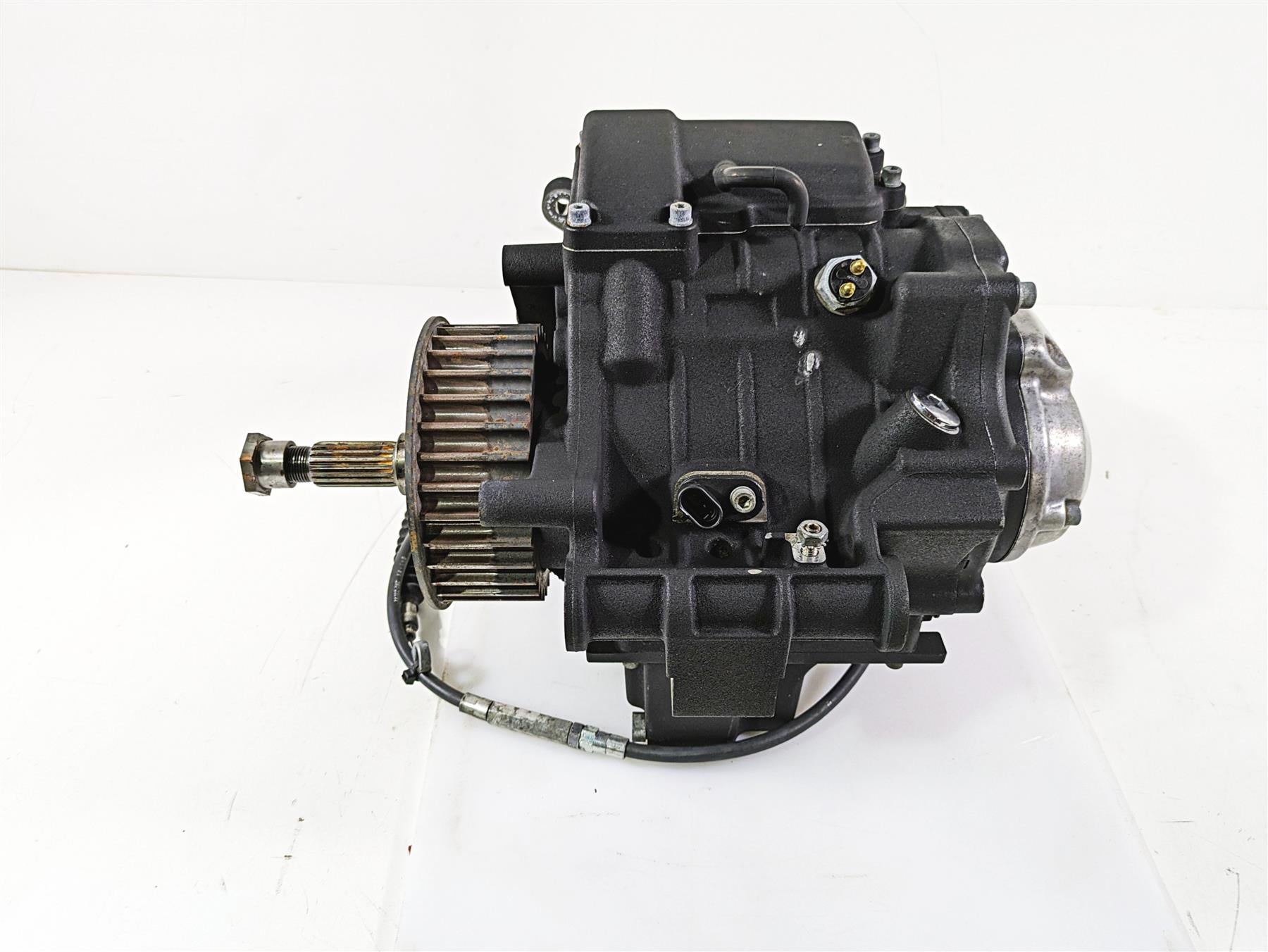 2012 Harley FLD Dyna Switchback Transmission Gear Box 6 Speed 33083-10A {{ shop.shopifyCountryName }} - Mototech271