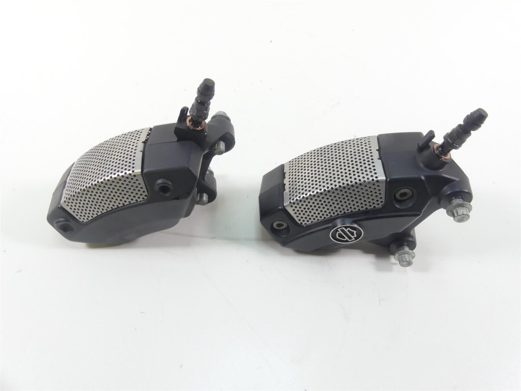 2006 Harley VRSCD Night Rod Front Brake Caliper & Line Set 44731-06A 44732-06A {{ shop.shopifyCountryName }} - Mototech271