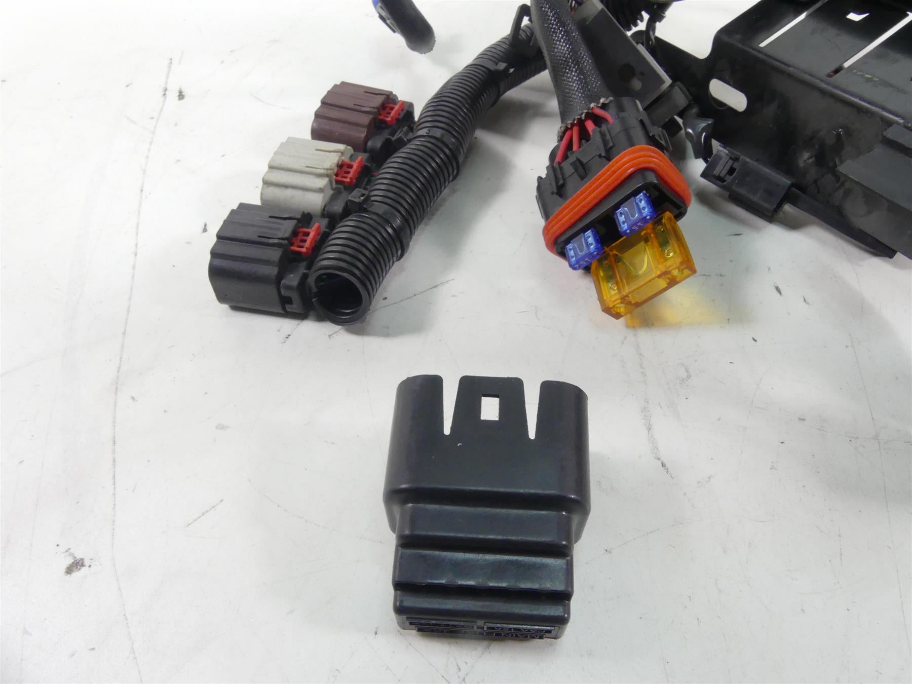 2016 Harley FLS Softail Slim Main Wiring Harness Loom - Non Abs 69201079 {{ shop.shopifyCountryName }} - Mototech271
