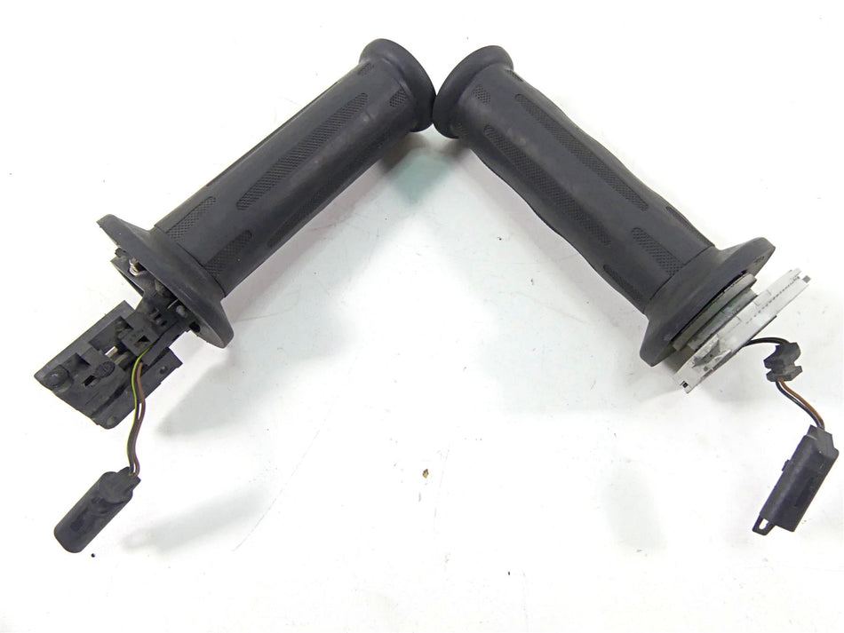 2009 BMW R1200GS K255 Adv Heated Left Right Hand Grips 61317727067 61317695470 {{ shop.shopifyCountryName }} - Mototech271