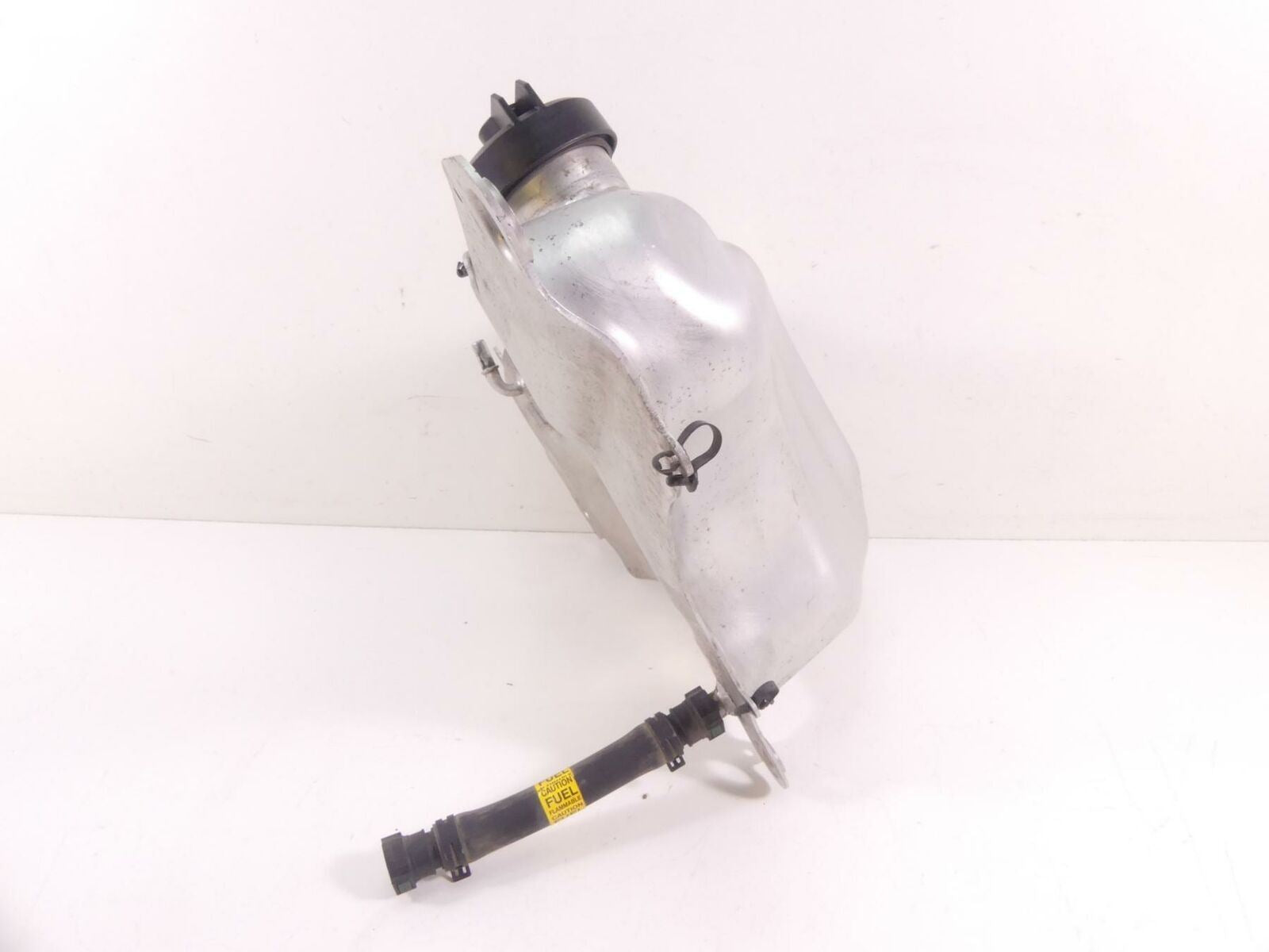 2010 Victory Vision Tour Right Side Fuel Gas Petrol Tank Reservoir 1017293 {{ shop.shopifyCountryName }} - Mototech271