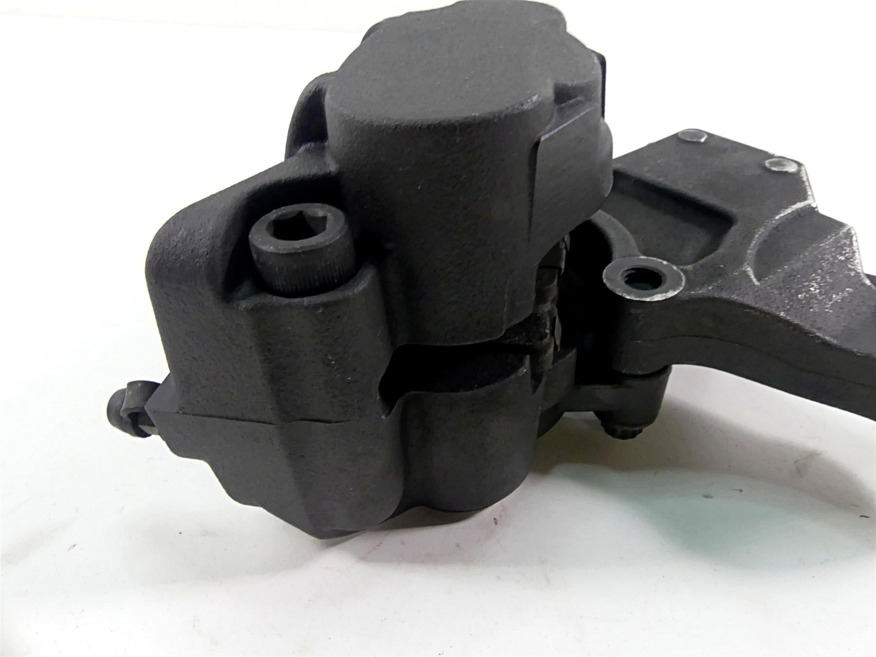 2017 Harley XL1200 CX Sportster Roadster Rear Brake Caliper + Bracket 41300039 {{ shop.shopifyCountryName }} - Mototech271