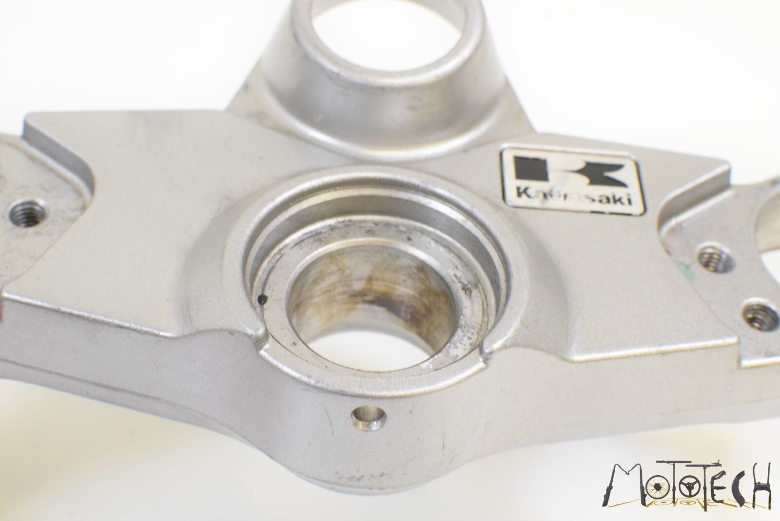 2005 Kawasaki ZZR1200 ZX1200 Ninja Upper Triple Tree Steering Clamp 44039-0007 {{ shop.shopifyCountryName }} - Mototech271