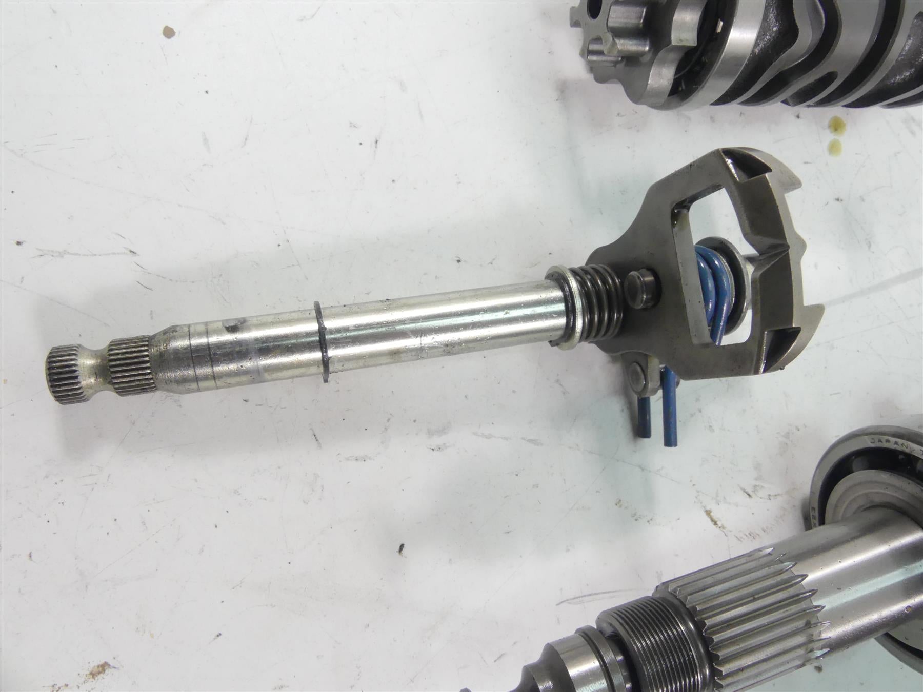 2017 Triumph Thruxton 1200 R Transmission 6 Speed Pack T1183380 T1183390 {{ shop.shopifyCountryName }} - Mototech271