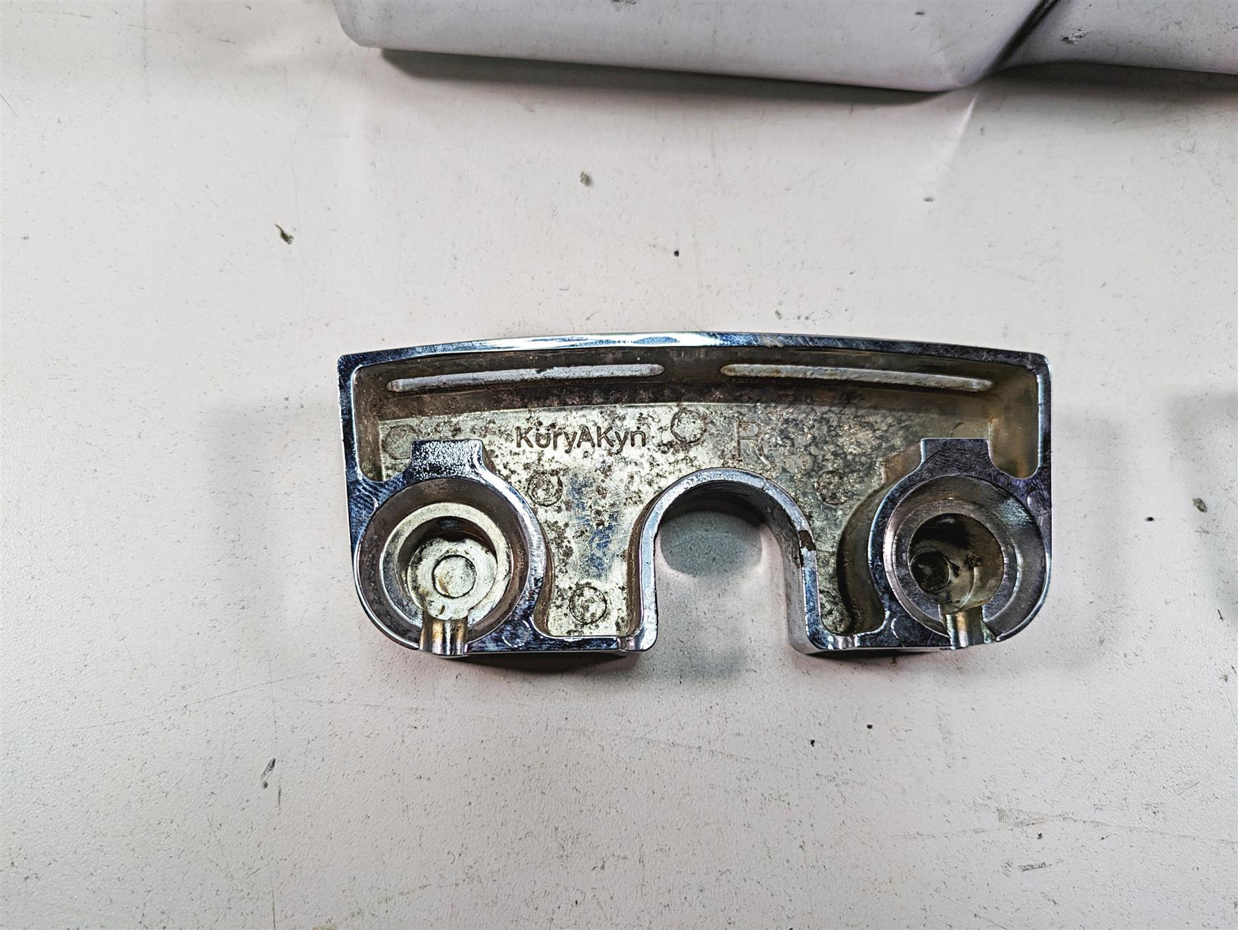 1999 Harley Dyna FXDL Low Rider Kuryakyn Transmission Spark Plug Chrome Covers {{ shop.shopifyCountryName }} - Mototech271