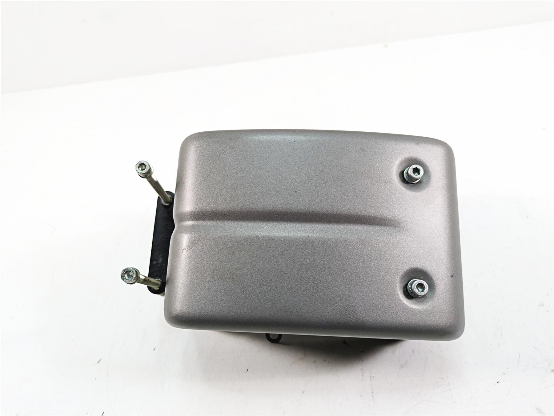 2009 Harley Dyna FXDFSE CVO Fat Bob Electrical Tray Stay & Cover 70367-04B {{ shop.shopifyCountryName }} - Mototech271