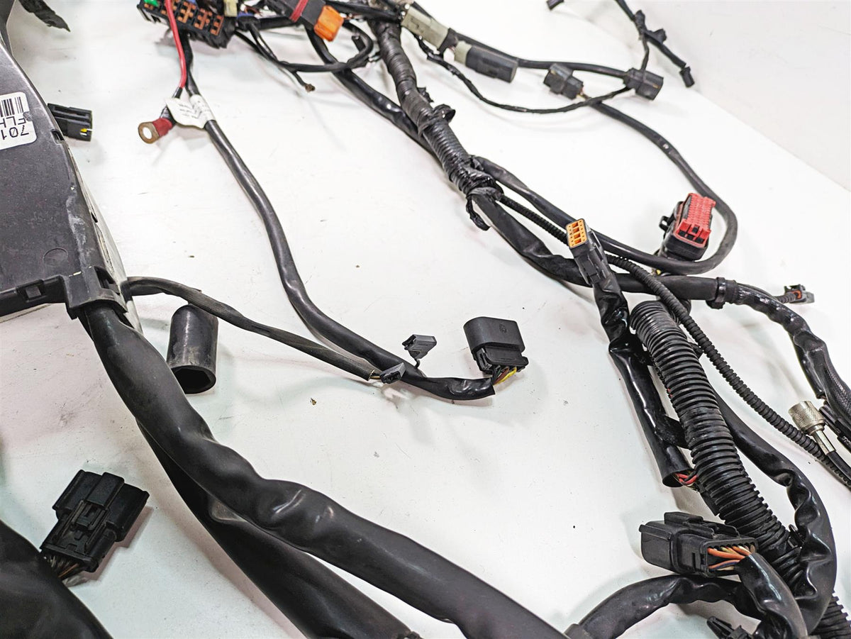 2011 Harley Touring FLTRU Road Glide Main Wiring Harness Loom - Abs 70121-11 {{ shop.shopifyCountryName }} - Mototech271