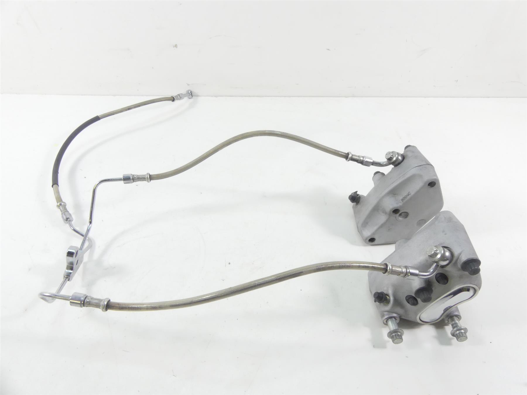 2004 Harley FLHTC SE CVO Electra Glide Front Brake Caliper Set 44381-99 44382-99 {{ shop.shopifyCountryName }} - Mototech271