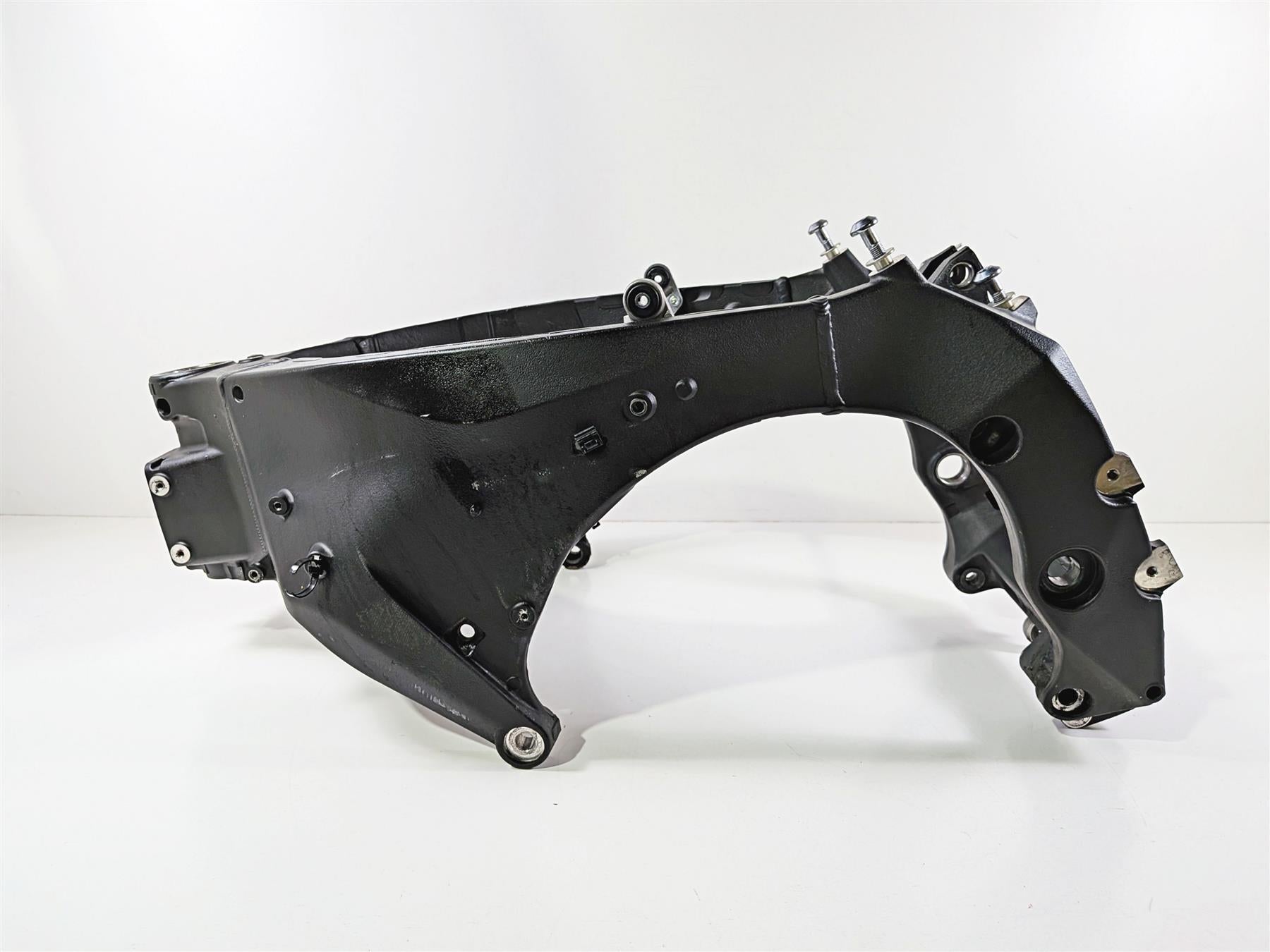 2024 Yamaha YZF R1 RN65 Main Frame Chassis - Damage - With Salvage Texas Title 2CR-21110-00-00 {{ shop.shopifyCountryName }} - Mototech271