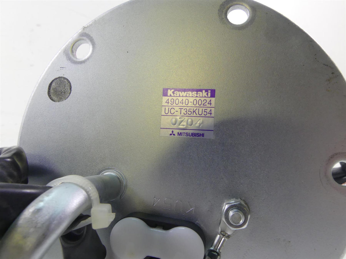 2021 Kawasaki ZX1400 ZX14R Ninja Fuel Gas Pump & Sending Unit -Tested 49040-0024 {{ shop.shopifyCountryName }} - Mototech271