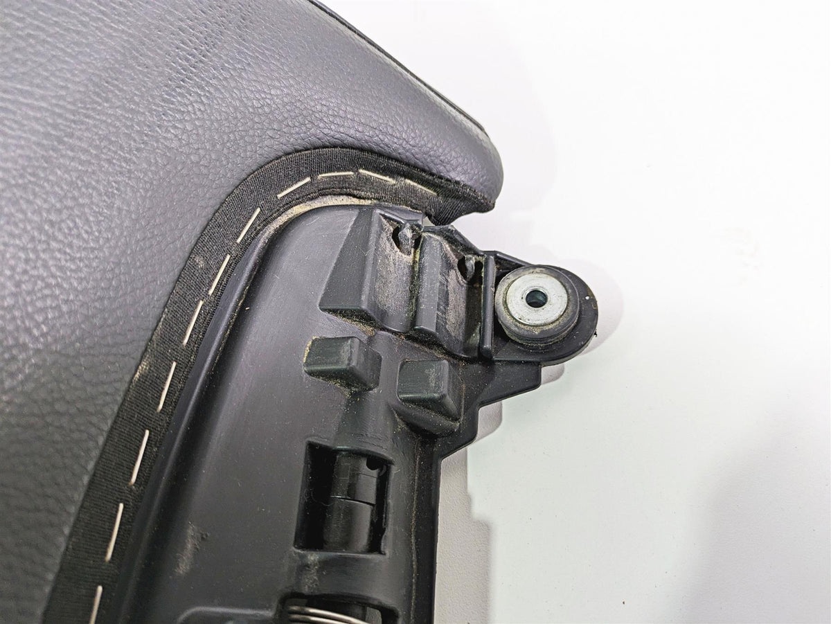 2019 BMW R1250RT K52 Heated Rear Passenger Seat Saddle 52538395545 {{ shop.shopifyCountryName }} - Mototech271