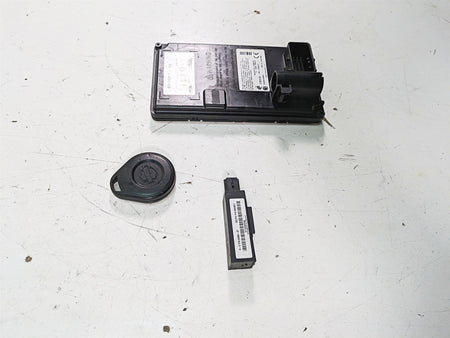 2015 Harley Touring FLHXS Street Glide Bcm Body Control Module + Fob 69994-12B {{ shop.shopifyCountryName }} - Mototech271