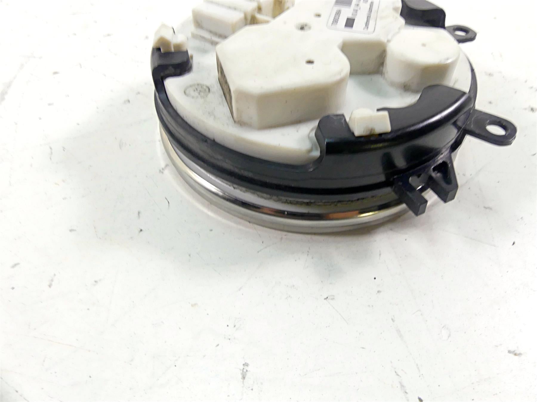 2013 Harley Softail FLSTFB Fat Boy Lo Speedometer Gauge Instrument 33K 70900389A {{ shop.shopifyCountryName }} - Mototech271