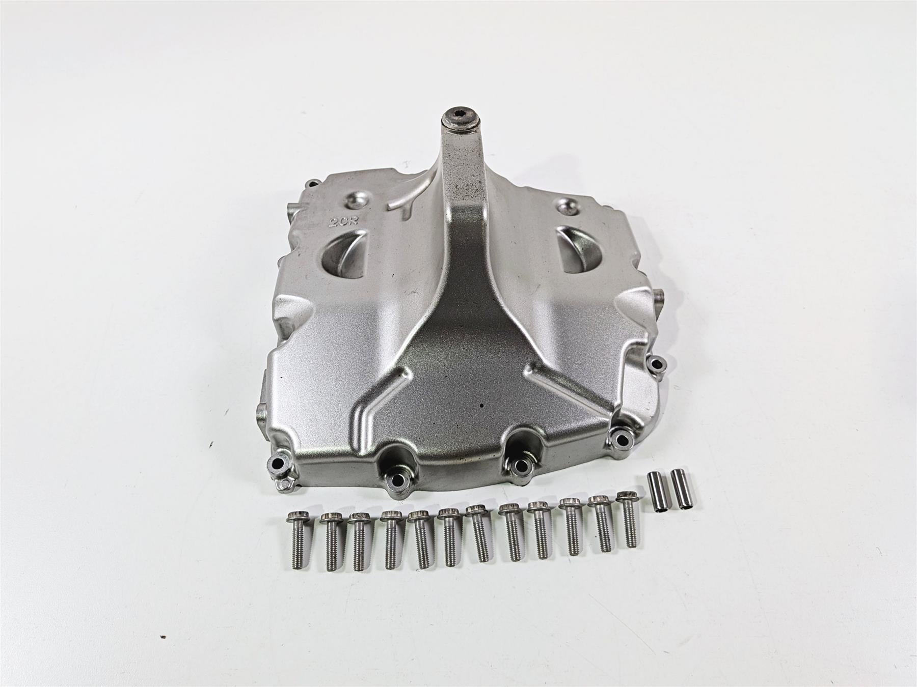 2016 Yamaha YZF R1 RN32 Oil Pan Bottom Engine Cover Strainer B60-13400-00-00 {{ shop.shopifyCountryName }} - Mototech271