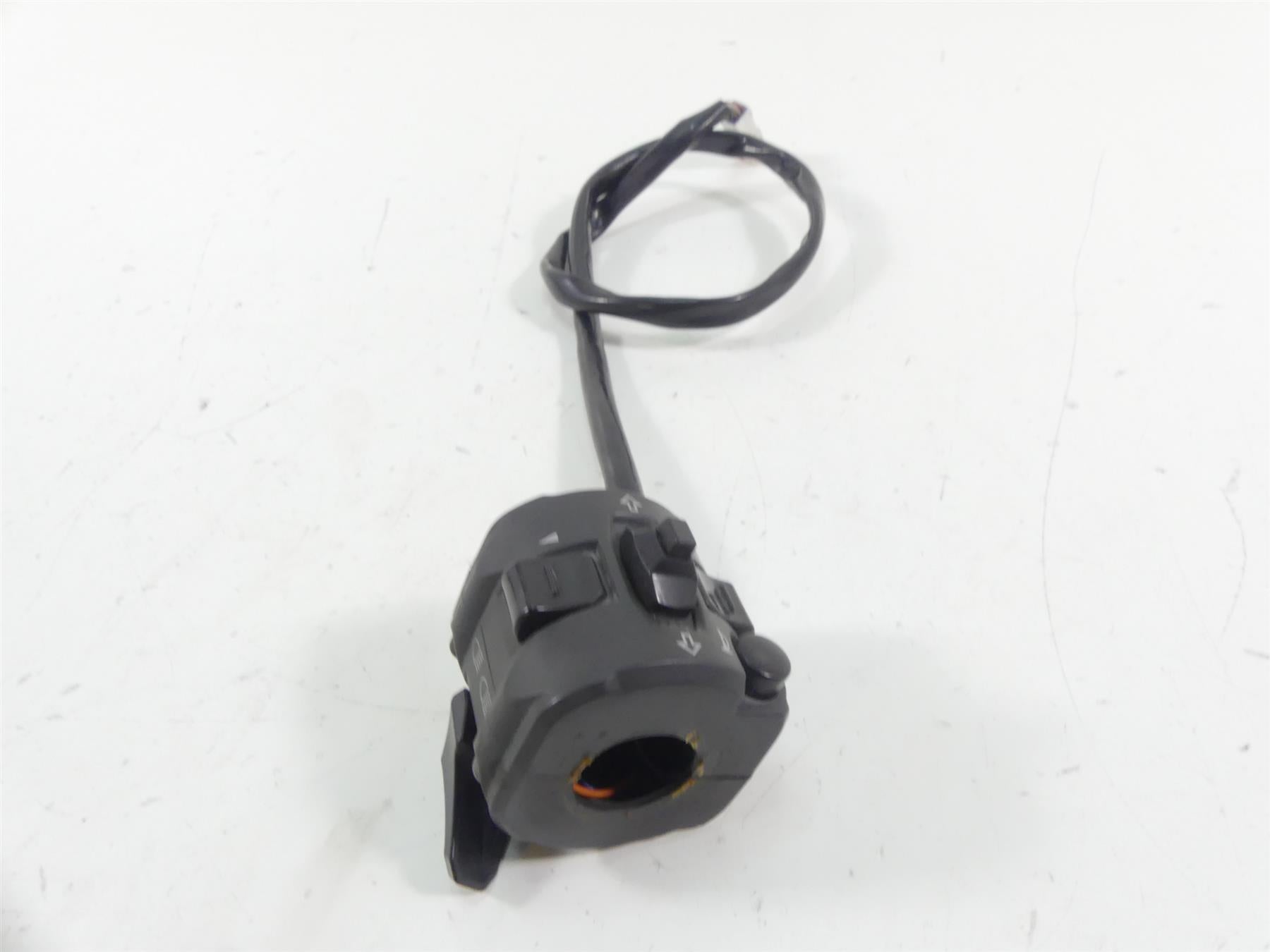 2011 Ducati Hypermotard 1100 SP Left Light Blinker Control Switch 65010091H {{ shop.shopifyCountryName }} - Mototech271