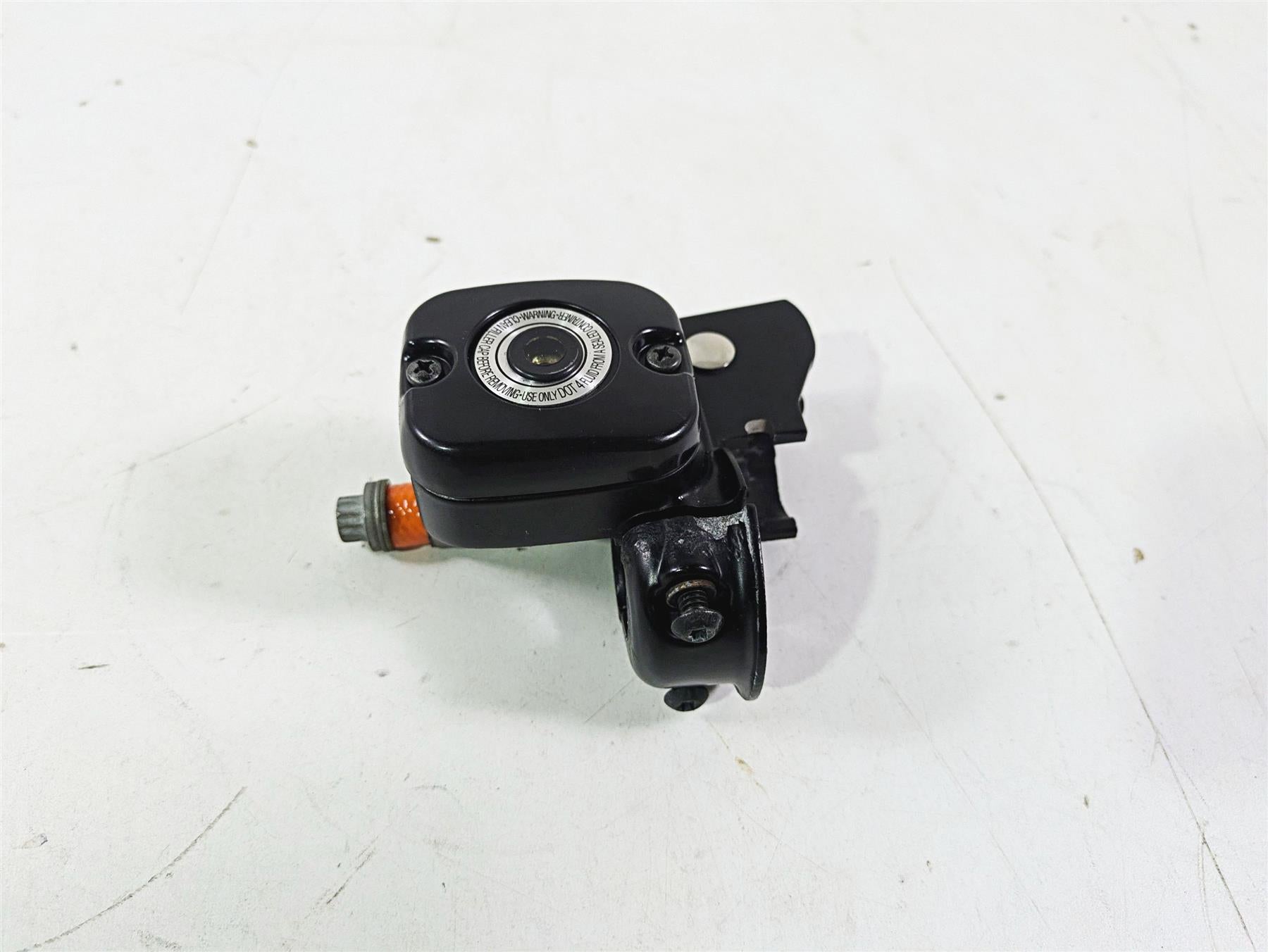 2009 Harley FXCWC Softail Rocker Front 9/16" Brake Master Cylinder 45064-08 {{ shop.shopifyCountryName }} - Mototech271