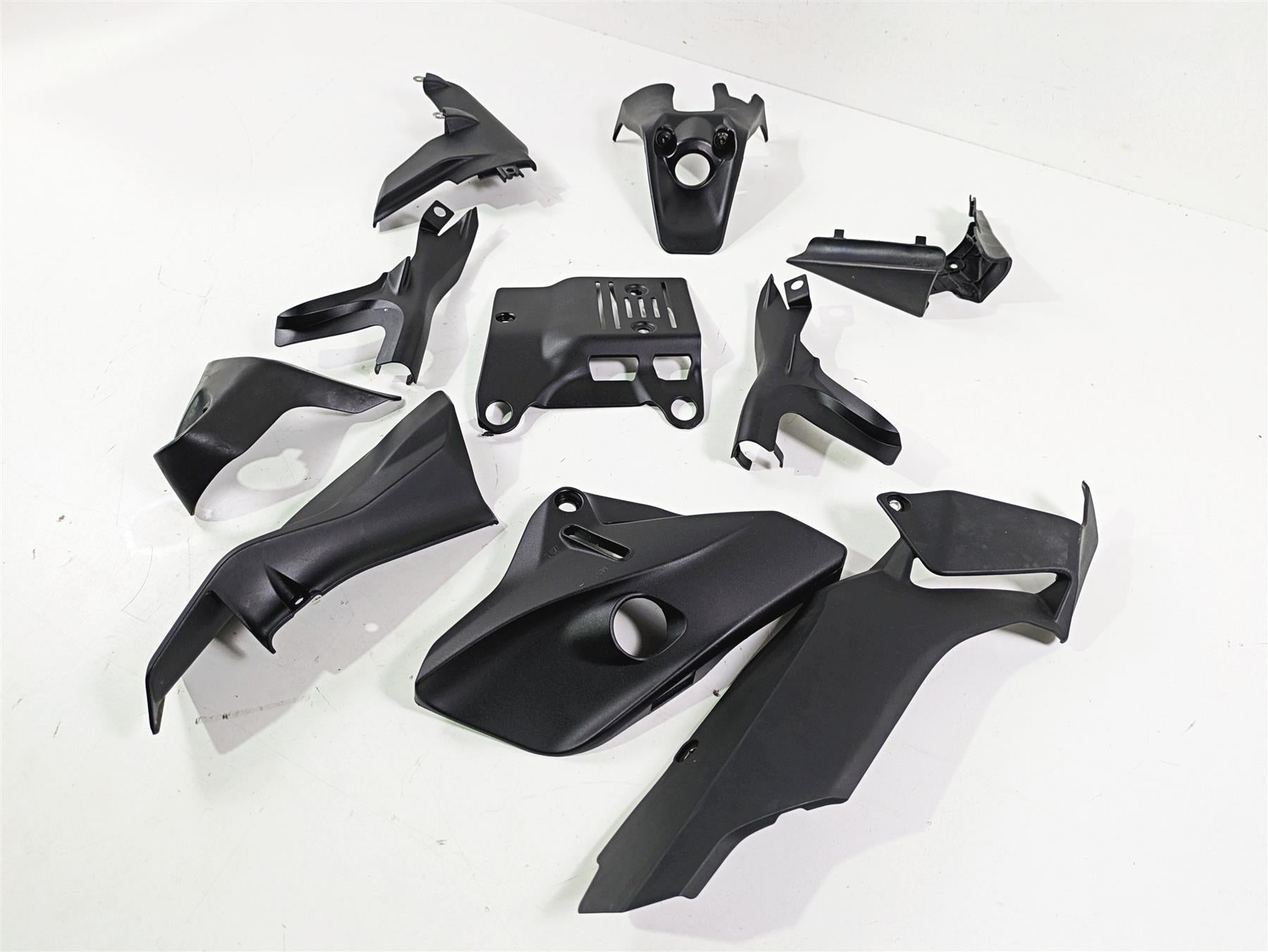 2016 Ducati Monster 1200 S Engine & Frame Infill Cover Set 48211861B 48211871A {{ shop.shopifyCountryName }} - Mototech271
