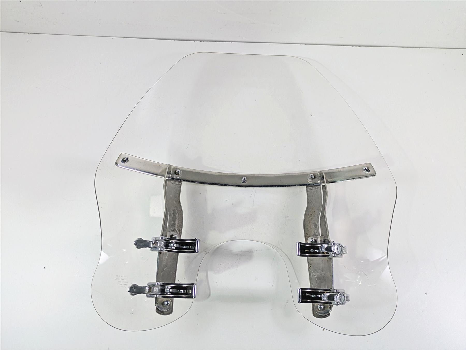 2009 Harley FXDC Dyna Super Glide 27" Windshield & Quick Release Set 58570-96 {{ shop.shopifyCountryName }} - Mototech271