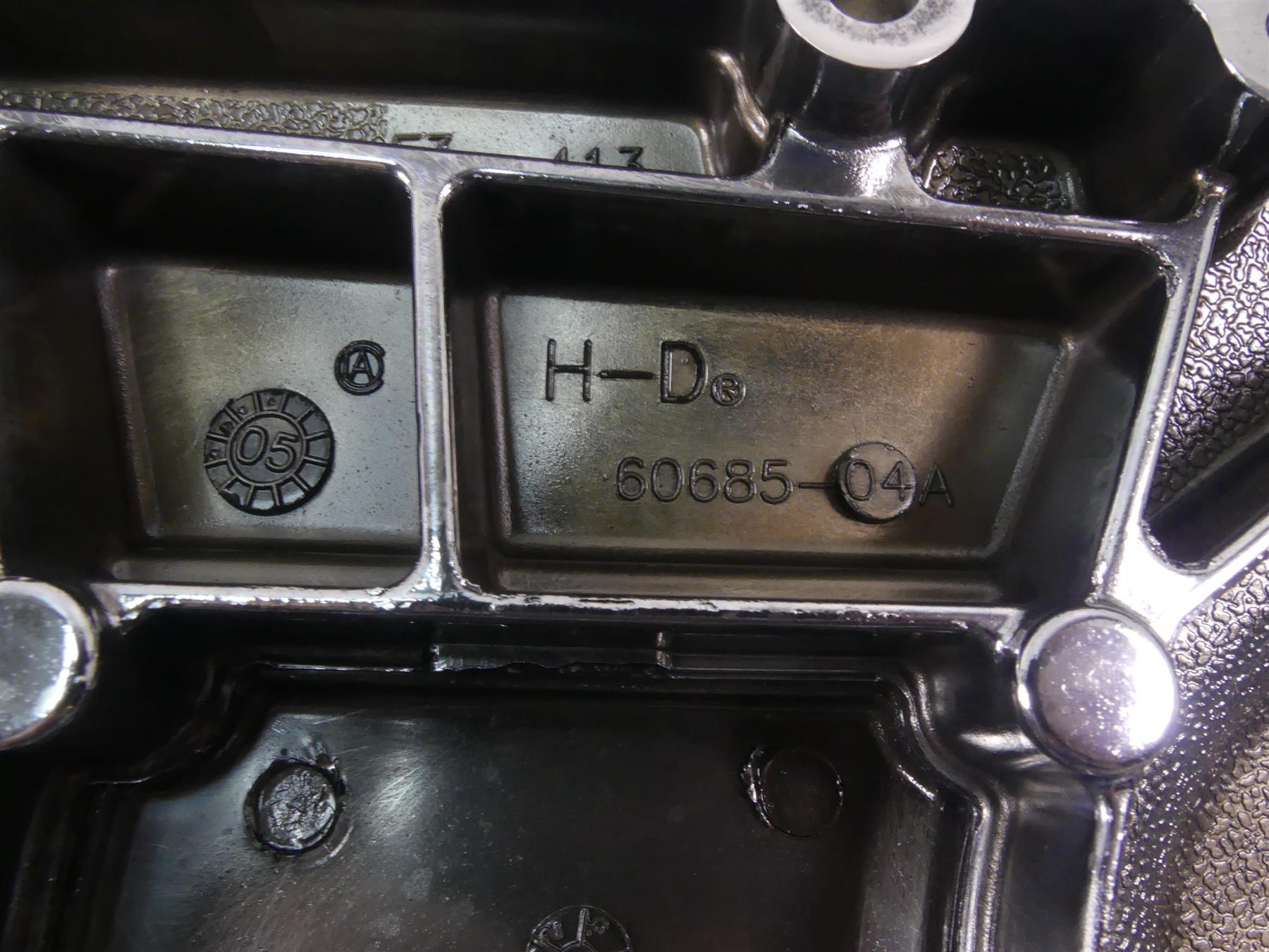 2005 Harley Touring CVO FLHTC SE Electra Glide Outer Primary Cover 60685-04 {{ shop.shopifyCountryName }} - Mototech271