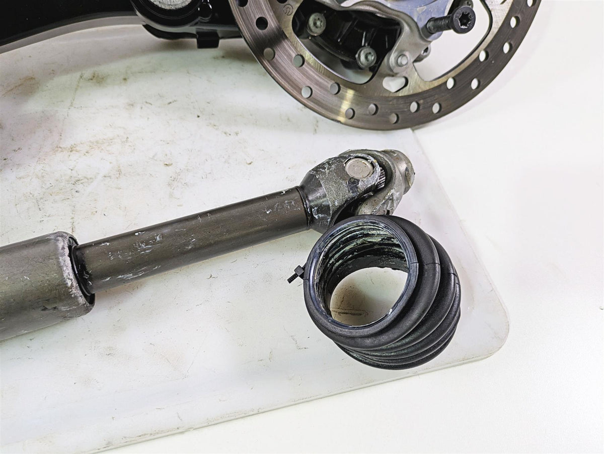 2022 BMW RnineT Pure K22 Differential Swingarm Drive Shaft 32/11 33118405267 {{ shop.shopifyCountryName }} - Mototech271