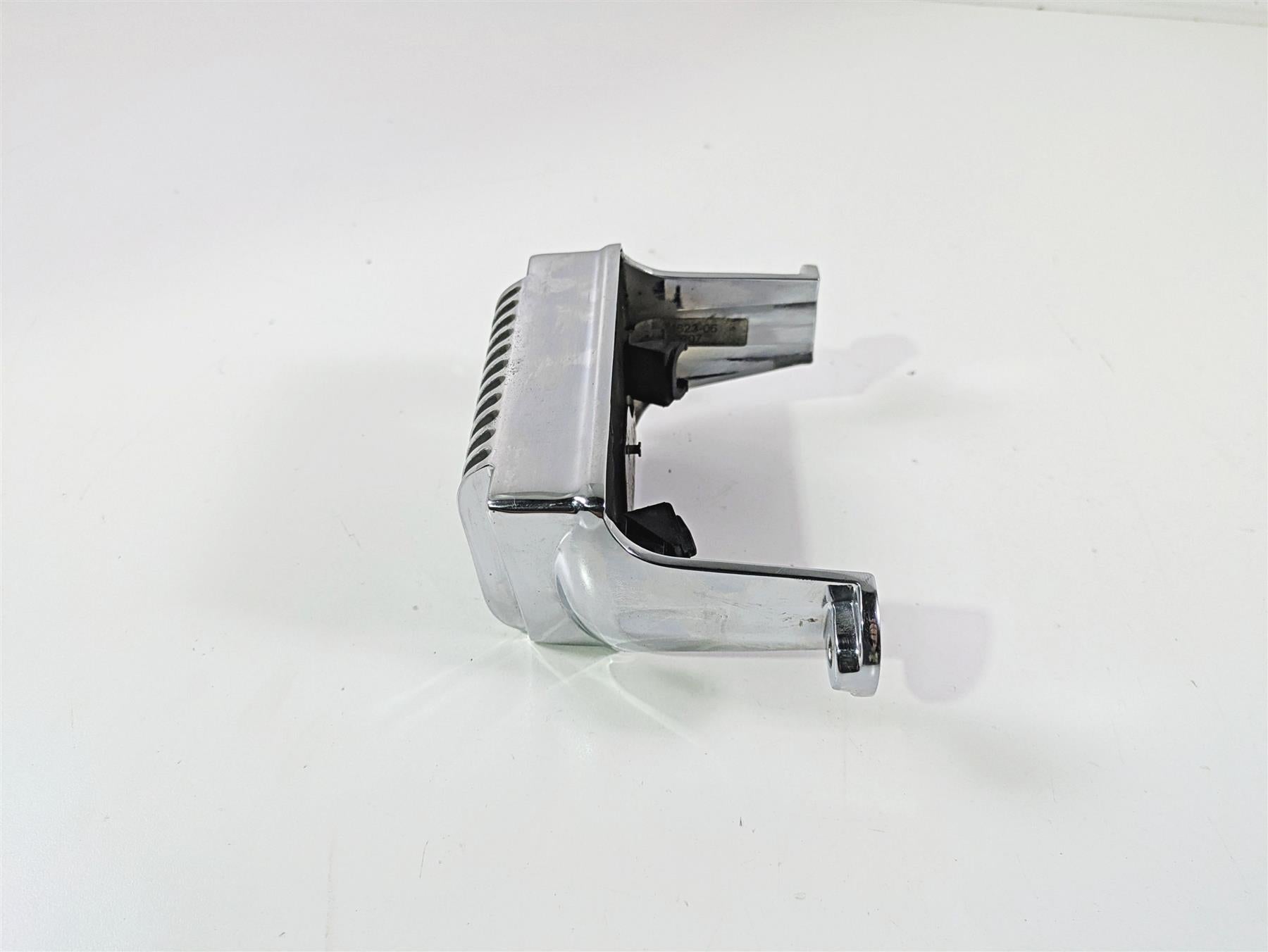 2007 Harley Touring FLHRSE CVO Road King Rectifier Voltage Regulator 74622-06 {{ shop.shopifyCountryName }} - Mototech271