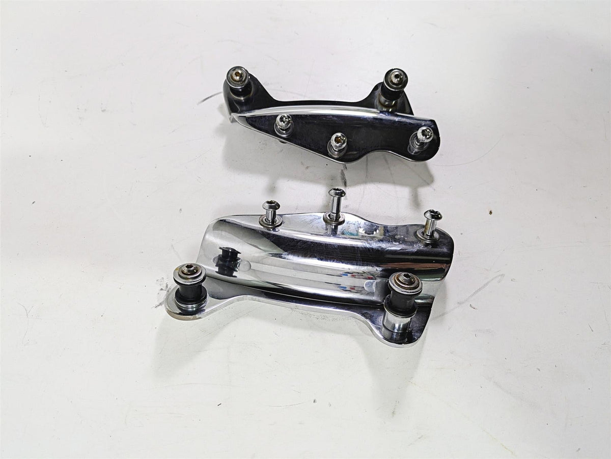 2010 Harley Touring FLHX Street Glide Chrome Quick Release Mount Set 52300353 {{ shop.shopifyCountryName }} - Mototech271
