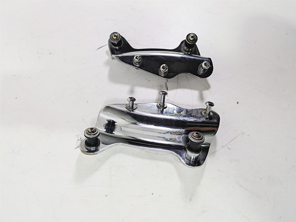 2010 Harley Touring FLHX Street Glide Chrome Quick Release Mount Set 52300353 {{ shop.shopifyCountryName }} - Mototech271