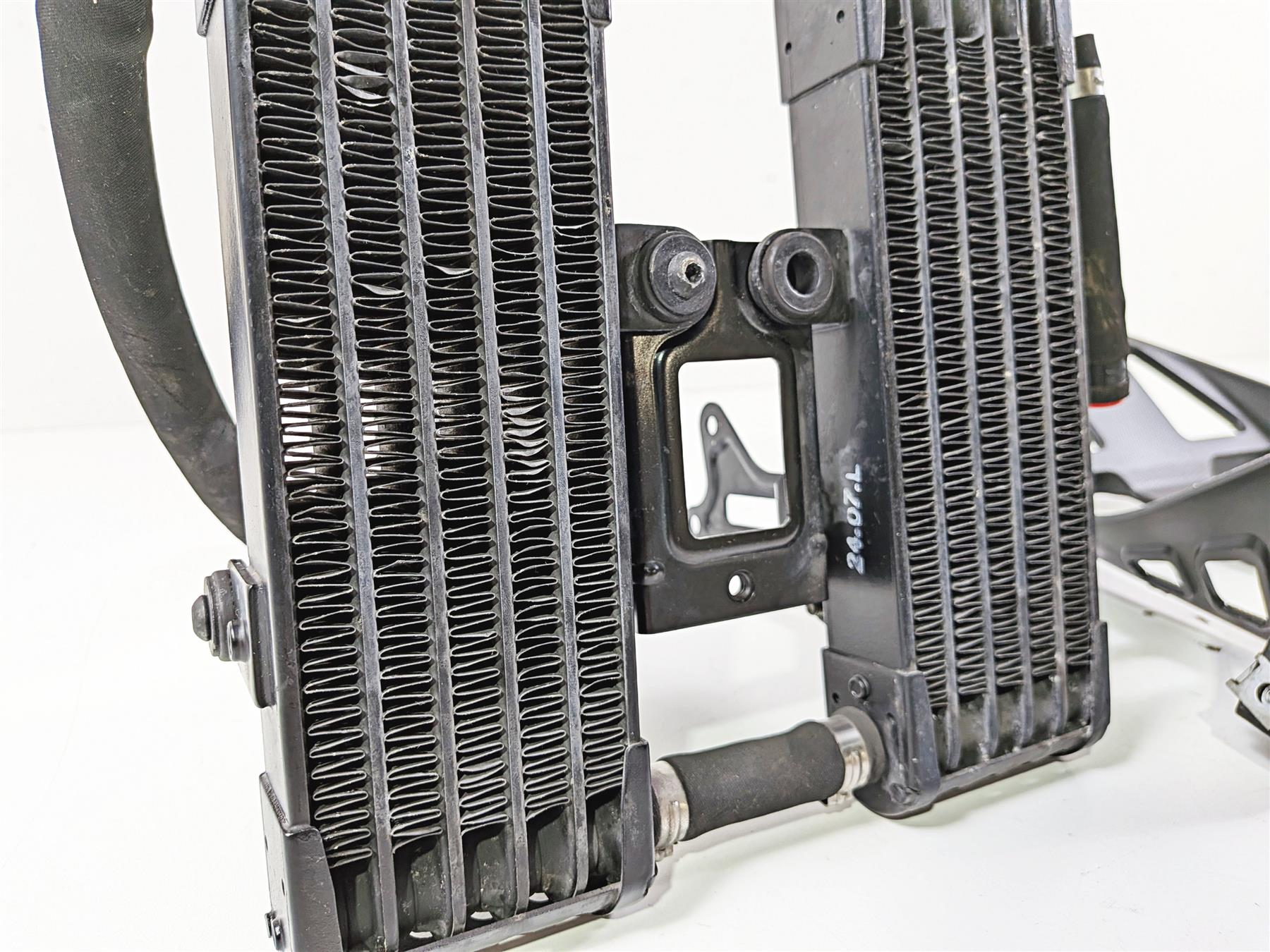 2008 Aprilia RSVR 1000 Factory Oil Cooler & Lines & Cover AP8104341 AP8104452 {{ shop.shopifyCountryName }} - Mototech271