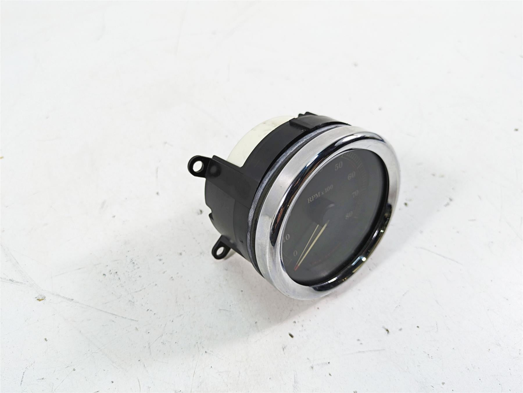 2010 Harley Touring FLHTCU Electra Glide Tachometer Tacho Meter Gauge 67348-04D {{ shop.shopifyCountryName }} - Mototech271