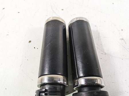 2005 Harley Softail FLSTFSE CVO Fat Boy Left Right Hand Grip Set 56020-98A {{ shop.shopifyCountryName }} - Mototech271