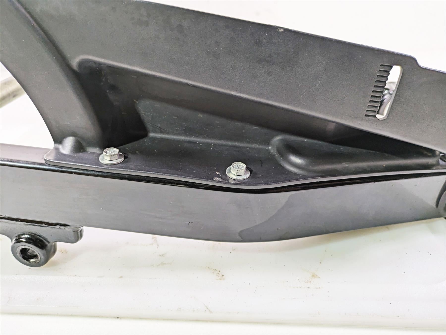 2011 Harley FXDC Dyna Super Glide Rear Swingarm & Belt Guards 47820-10 {{ shop.shopifyCountryName }} - Mototech271