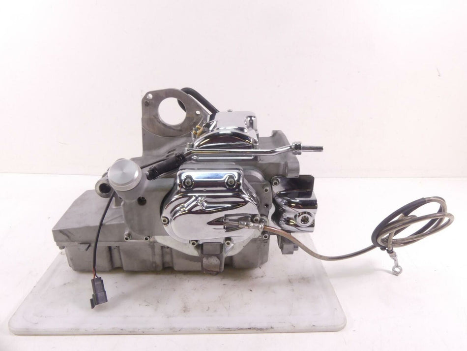 2005 Harley Touring CVO FLHTCSE Electra Glide 5-Speed Transmission 33092-05 {{ shop.shopifyCountryName }} - Mototech271