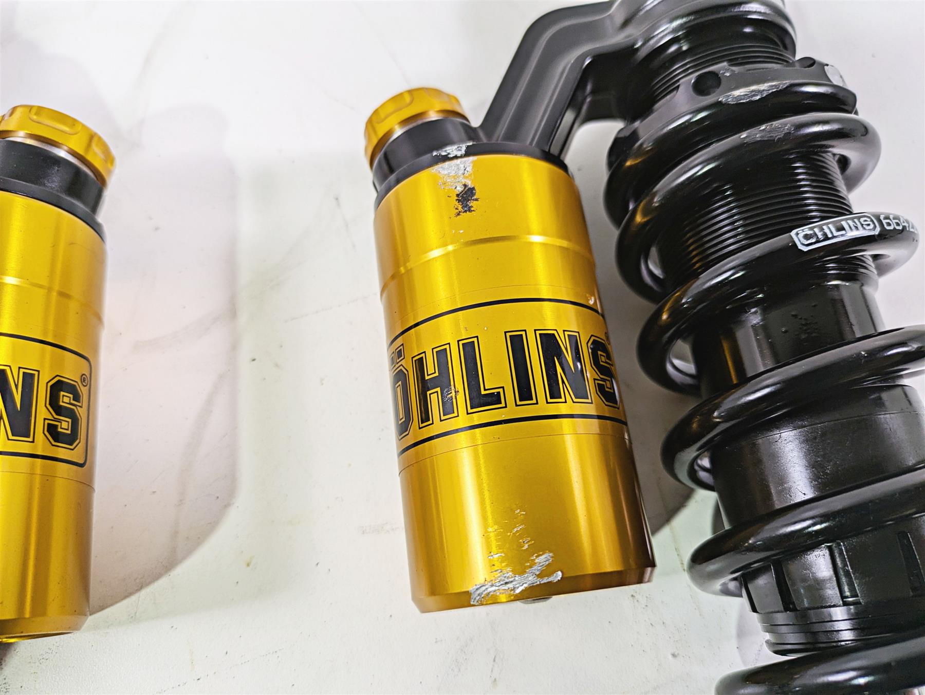 2017 Harley Dyna FXDB Street Bob Ohlins STX36 Blackline Piggyback Shocks HD764LE {{ shop.shopifyCountryName }} - Mototech271