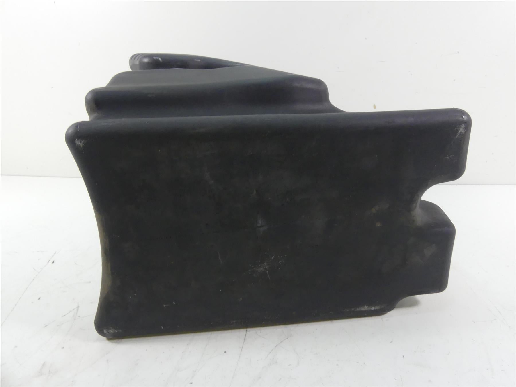 2011 Harley VRSCF Muscle Rod Plastic Fuel Gas Petrol Tank Reservoir 61328-07 {{ shop.shopifyCountryName }} - Mototech271
