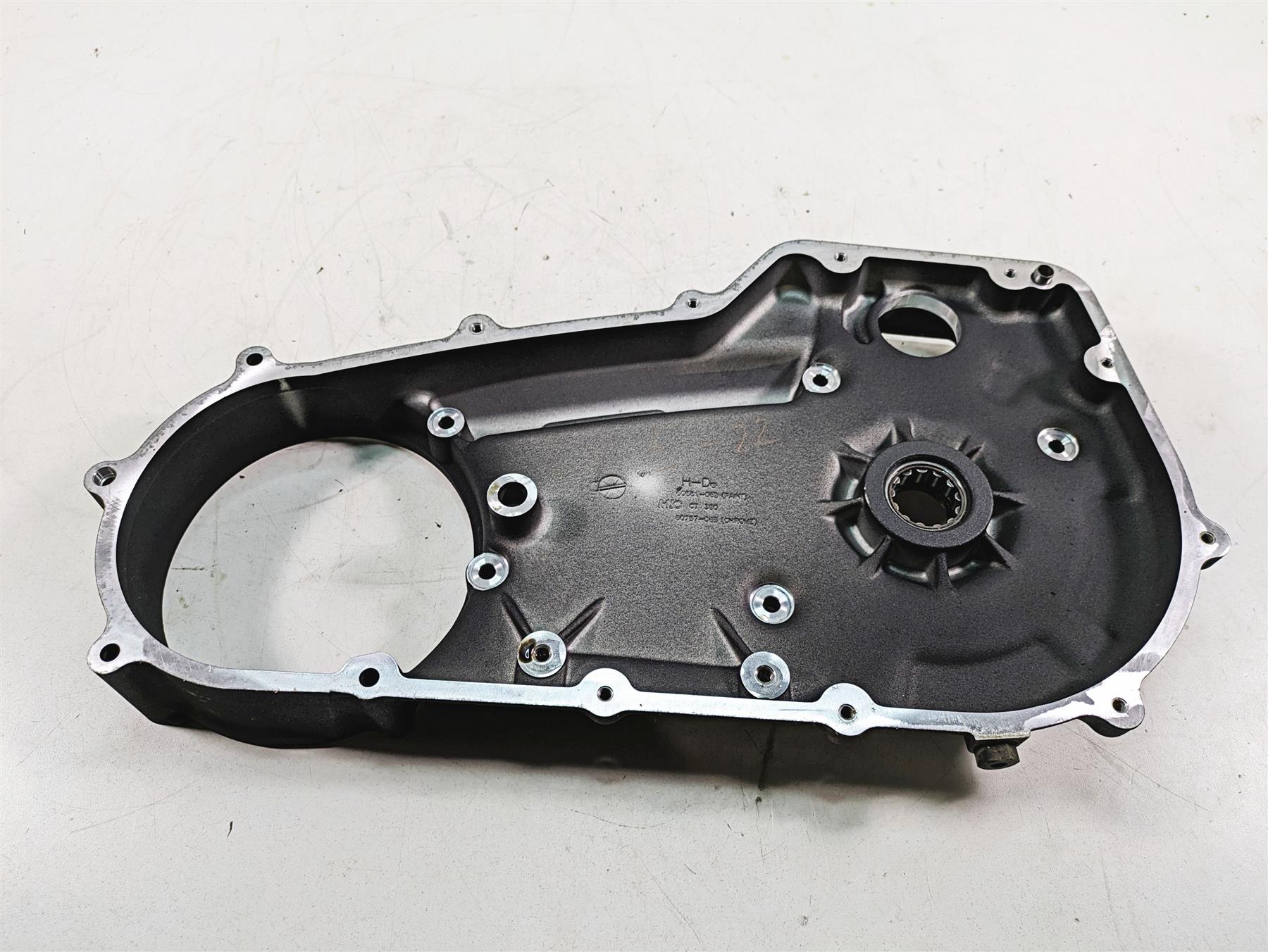 2013 Harley Softail FLSTFB Fat Boy Lo Inner Primary Drive Clutch Cover 60681-06B {{ shop.shopifyCountryName }} - Mototech271
