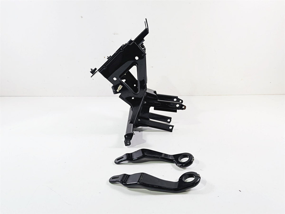 2020 Harley Touring FLTRK Road Glide Front Fairing Support Mount Set 47200217 {{ shop.shopifyCountryName }} - Mototech271